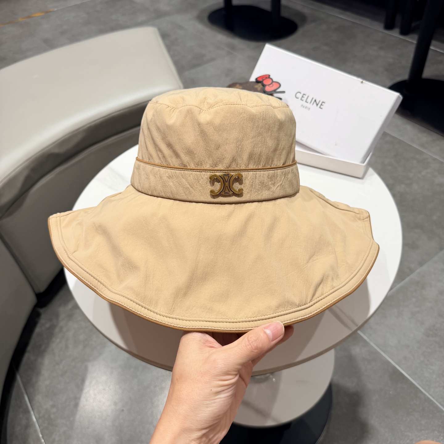 【CELINE赛琳】新款经典休闲潮流款 渔夫帽日韩风格，随便搭配都超好看！出门旅游，绝对要入手的一款