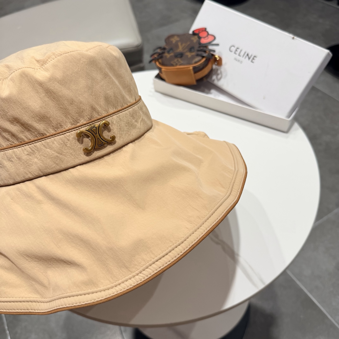 【CELINE赛琳】新款经典休闲潮流款 渔夫帽日韩风格，随便搭配都超好看！出门旅游，绝对要入手的一款