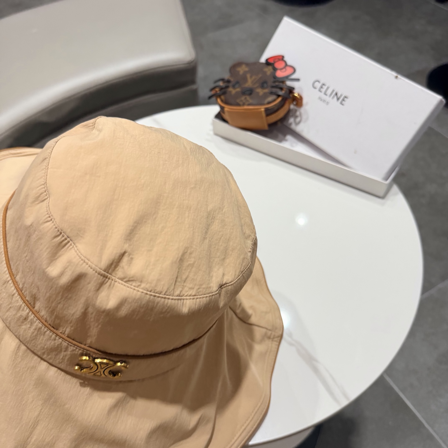 【CELINE赛琳】新款经典休闲潮流款 渔夫帽日韩风格，随便搭配都超好看！出门旅游，绝对要入手的一款