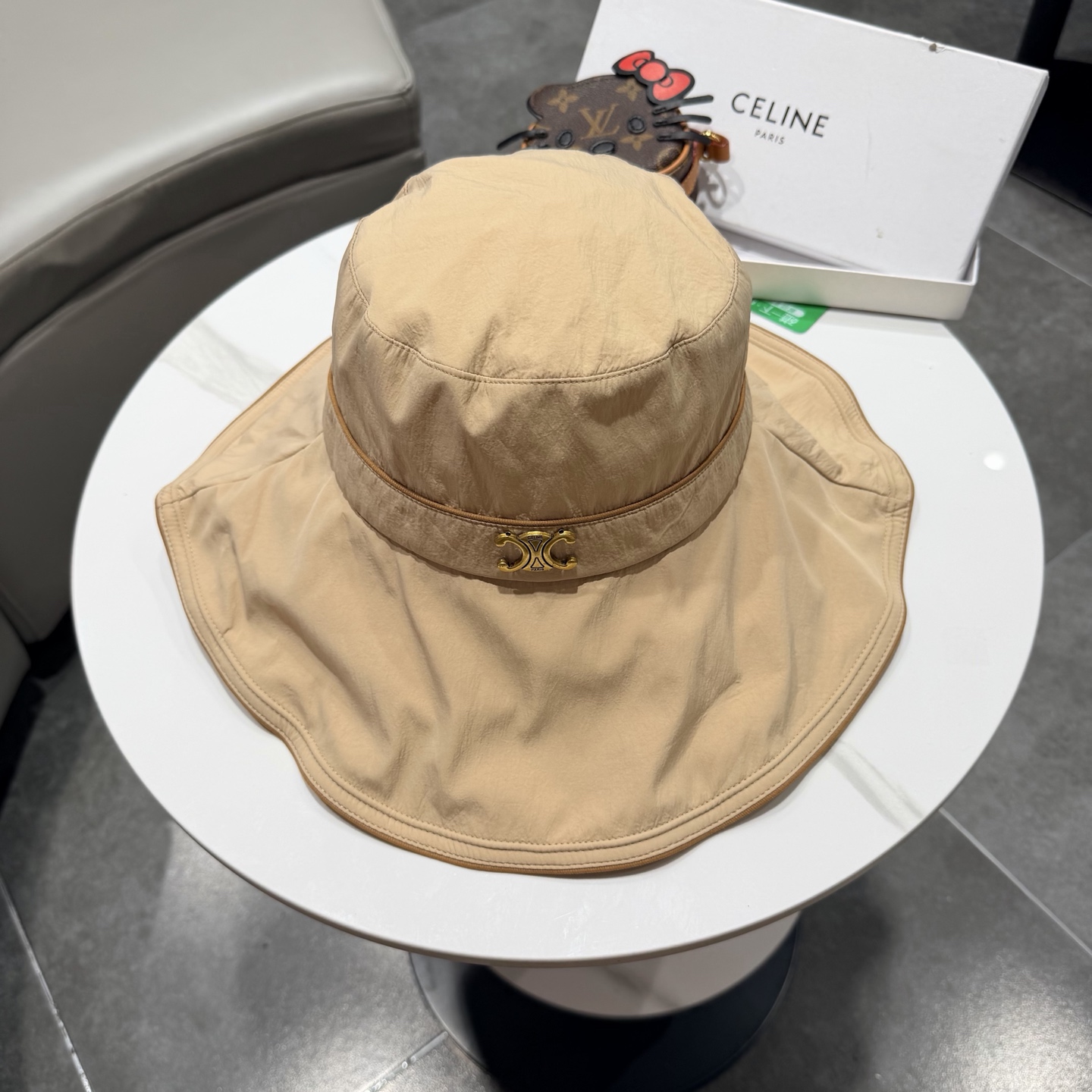 【CELINE赛琳】新款经典休闲潮流款 渔夫帽日韩风格，随便搭配都超好看！出门旅游，绝对要入手的一款