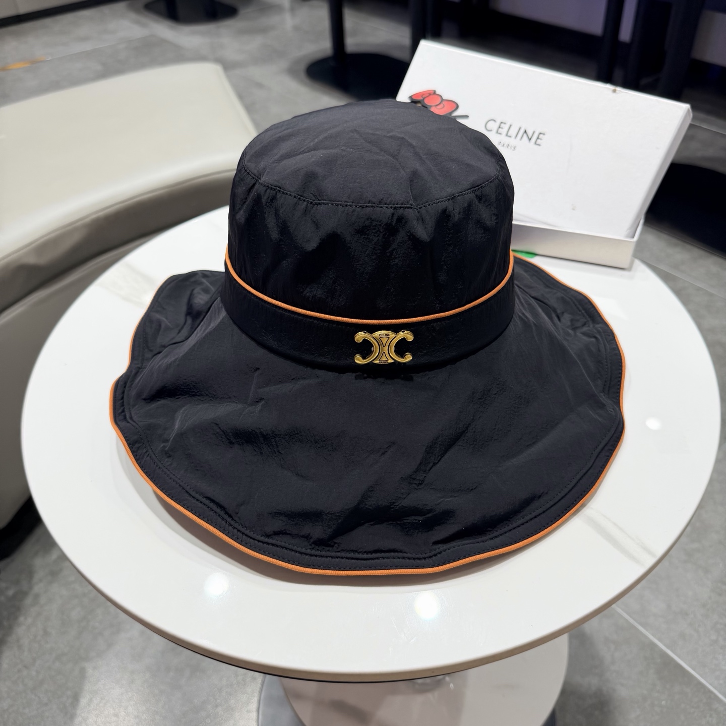 【CELINE赛琳】新款经典休闲潮流款 渔夫帽日韩风格，随便搭配都超好看！出门旅游，绝对要入手的一款