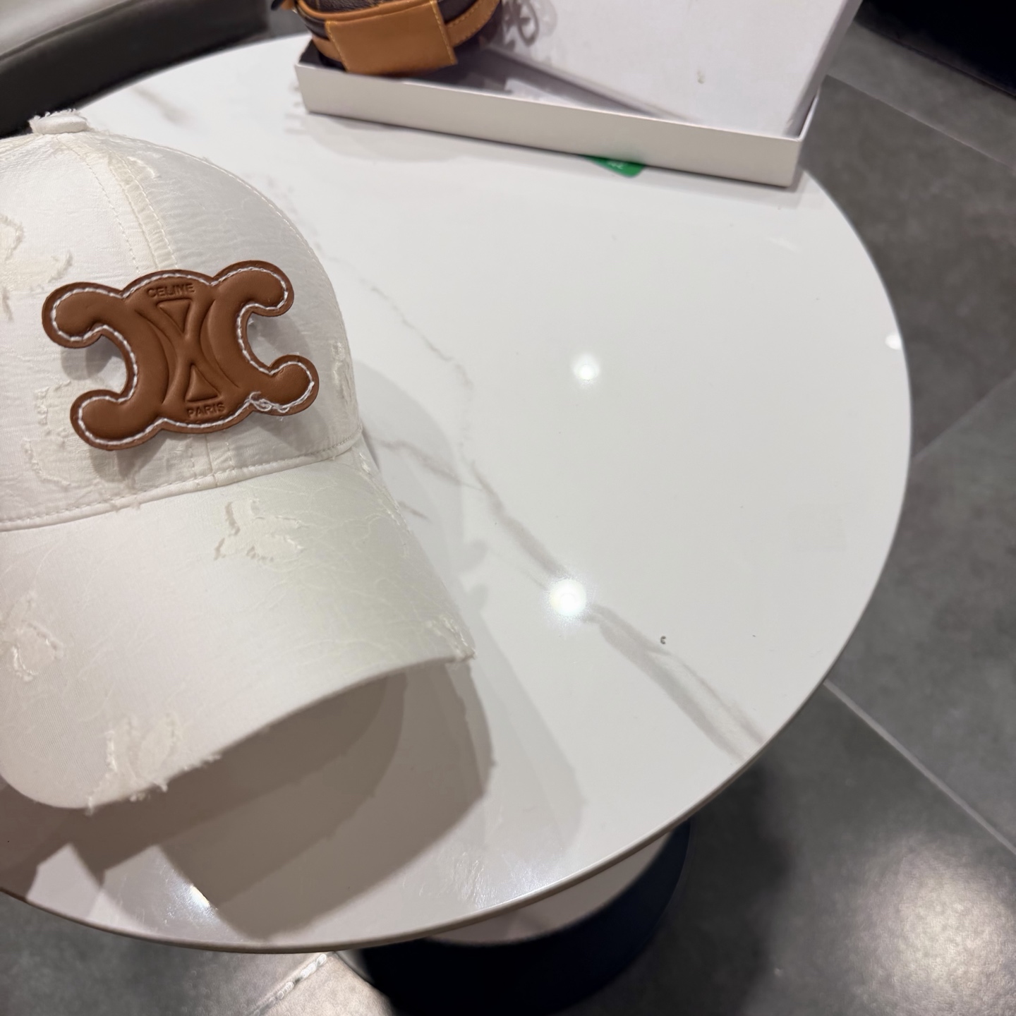 【CELINE赛琳】新款经典休闲潮流款 棒球帽日韩风格，随便搭配都超好看！出门旅游，绝对要入手的一款