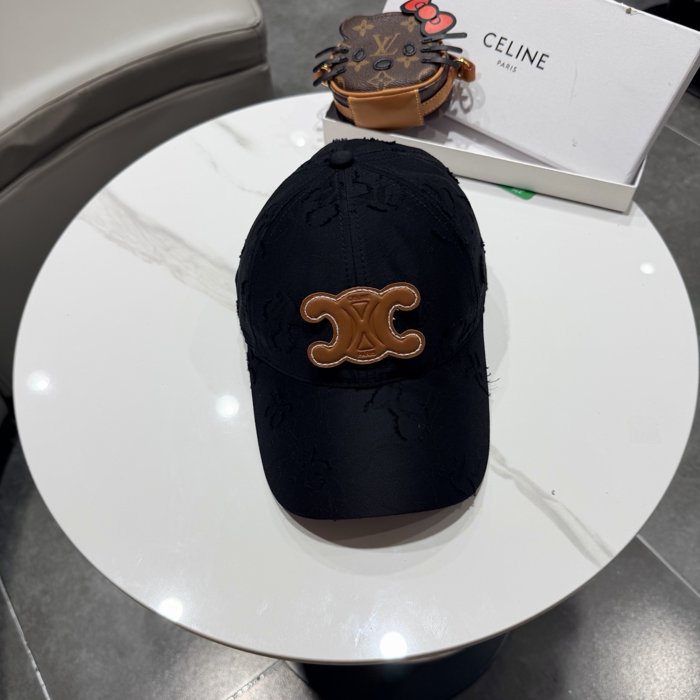 【CELINE赛琳】新款经典休闲潮流款 棒球帽日韩风格，随便搭配都超好看！出门旅游，绝对要入手的一款