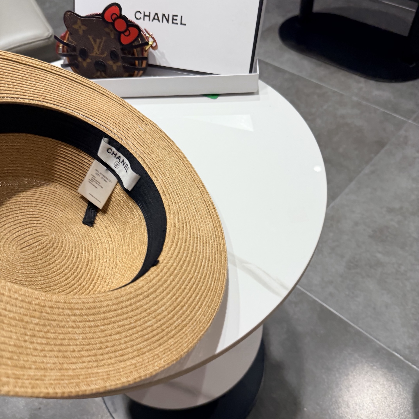 Chanel香奈儿新款名媛风平顶草帽，夏季百搭！