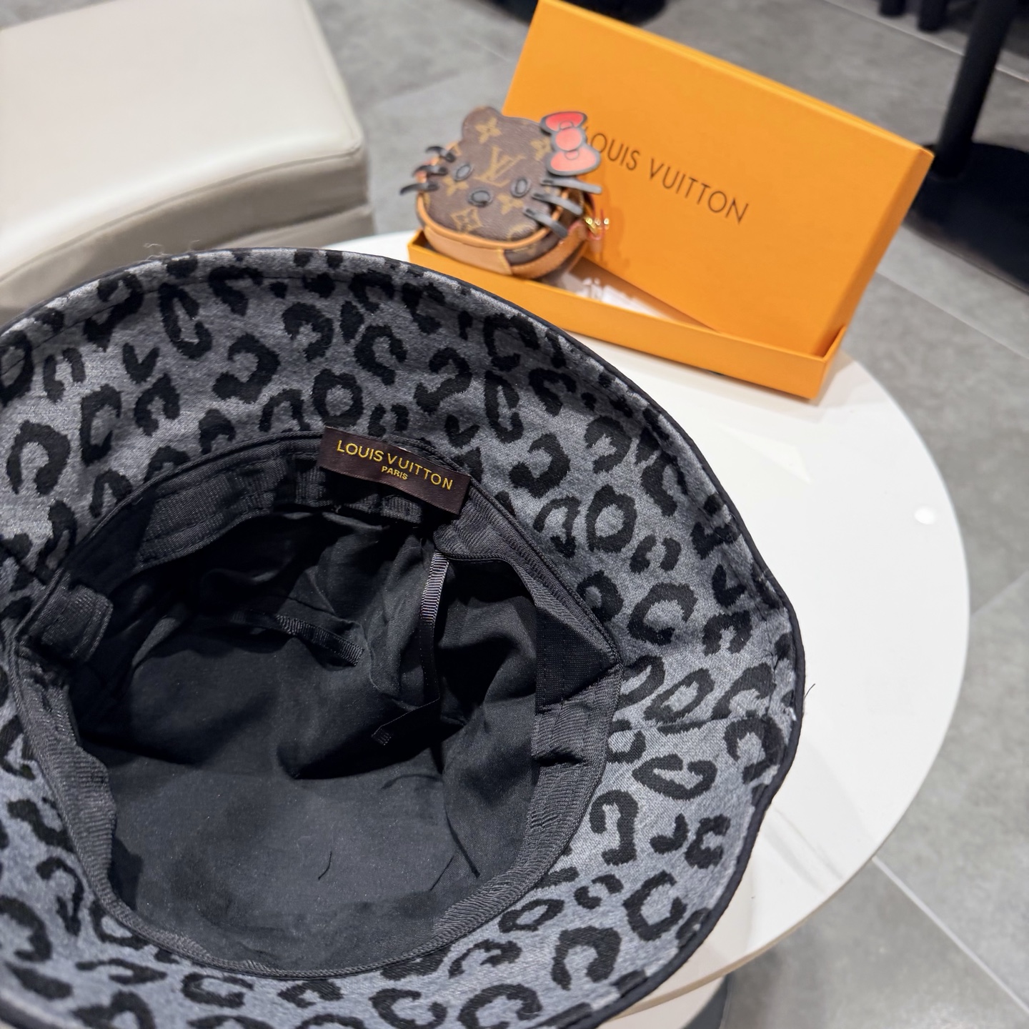 🧢路易威登渔夫帽 LouisVuitton😍新款LV棒球帽，重工打造♥️高端大气，百搭款🤗男女通用！跑量