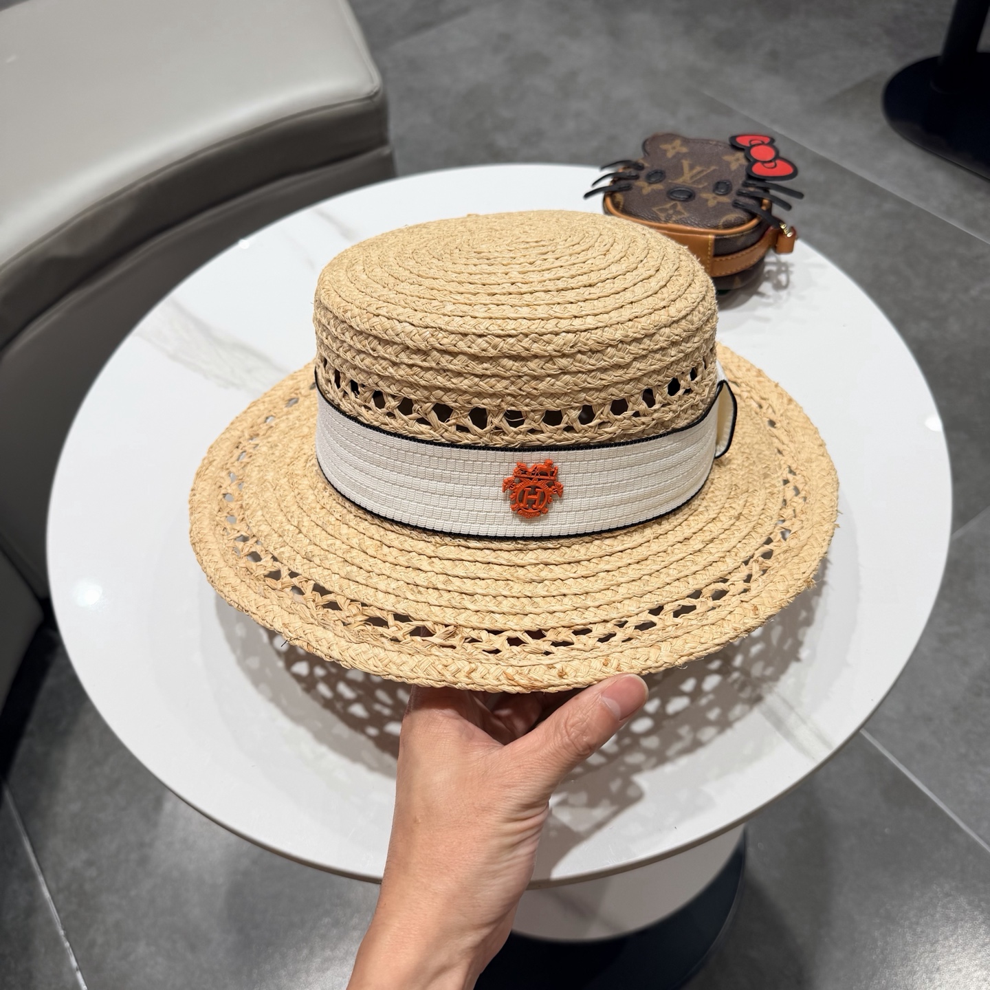 爱马仕拉菲草平顶帽🆕防晒遮阳百搭 👌 头围55～58cm