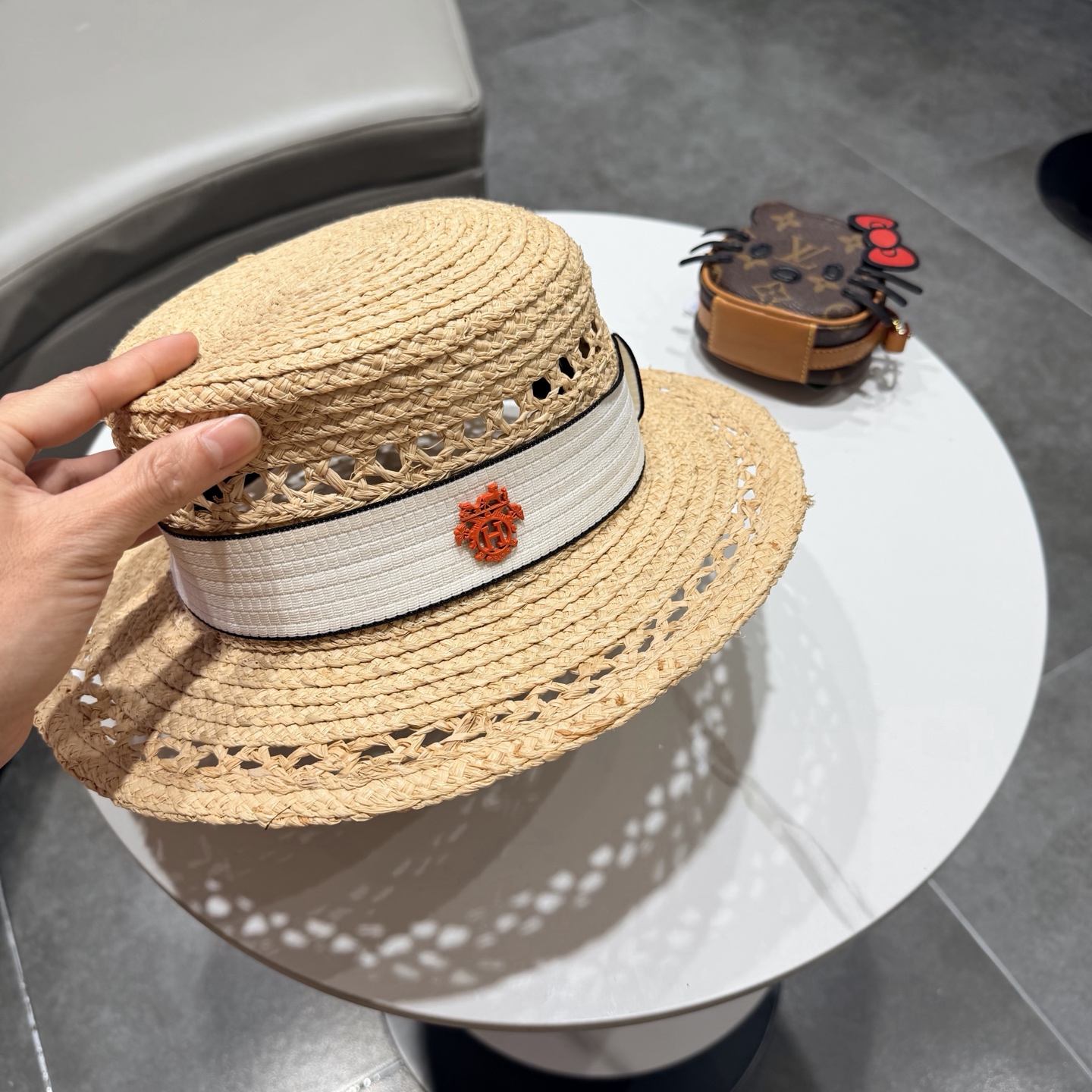 爱马仕拉菲草平顶帽🆕防晒遮阳百搭 👌 头围55～58cm