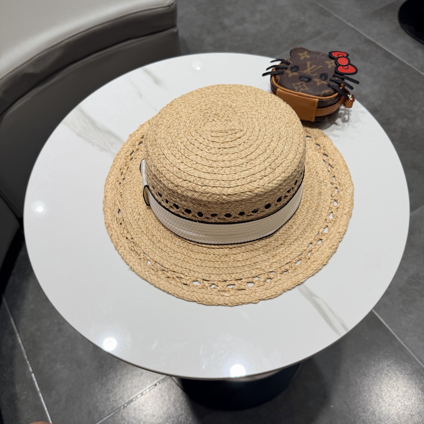 爱马仕拉菲草平顶帽🆕防晒遮阳百搭 👌 头围55～58cm