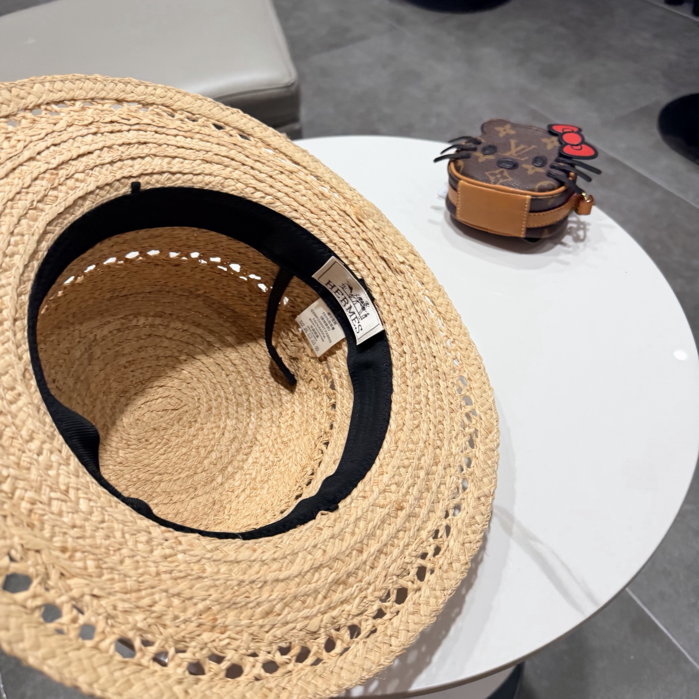 爱马仕拉菲草平顶帽🆕防晒遮阳百搭 👌 头围55～58cm