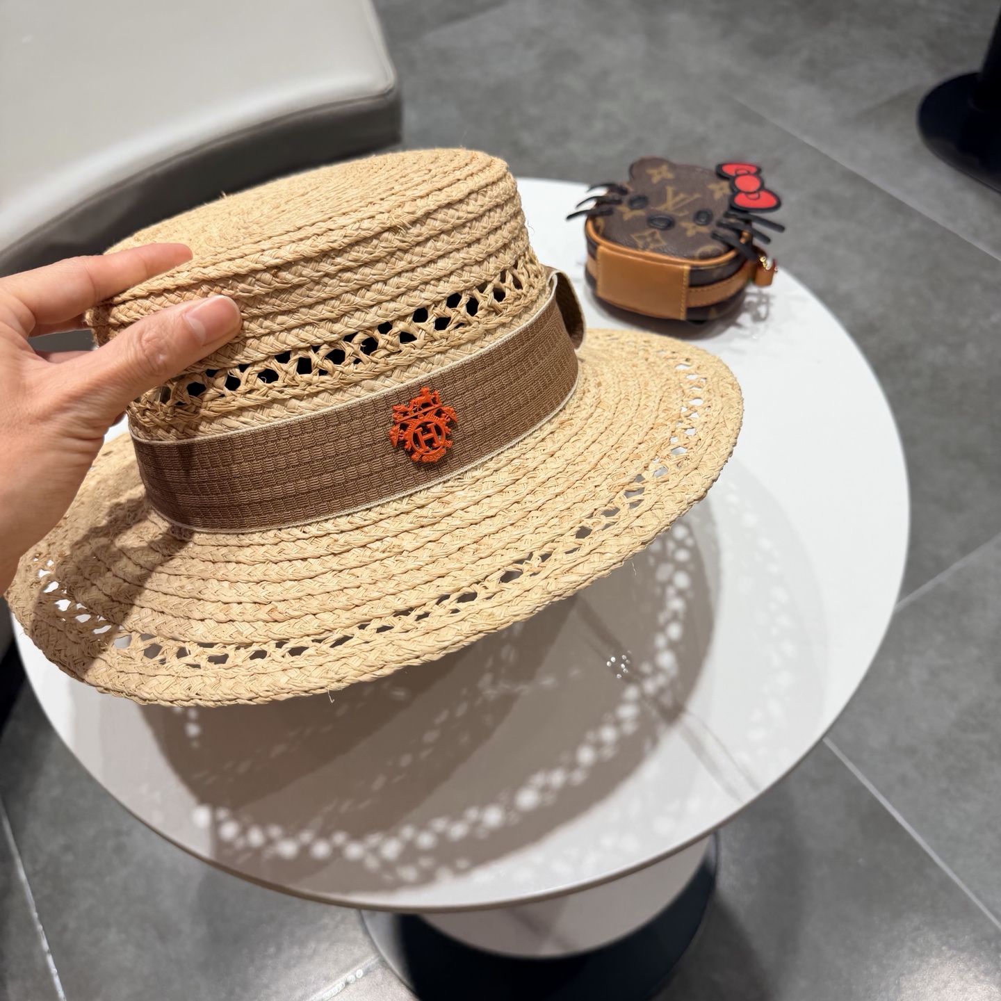 爱马仕拉菲草平顶帽🆕防晒遮阳百搭 👌 头围55～58cm