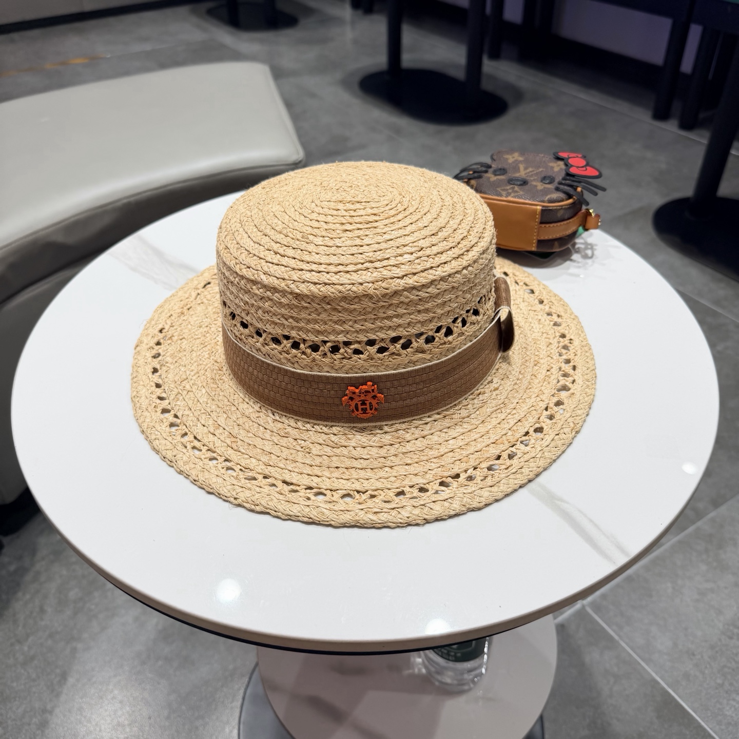 爱马仕拉菲草平顶帽🆕防晒遮阳百搭 👌 头围55～58cm