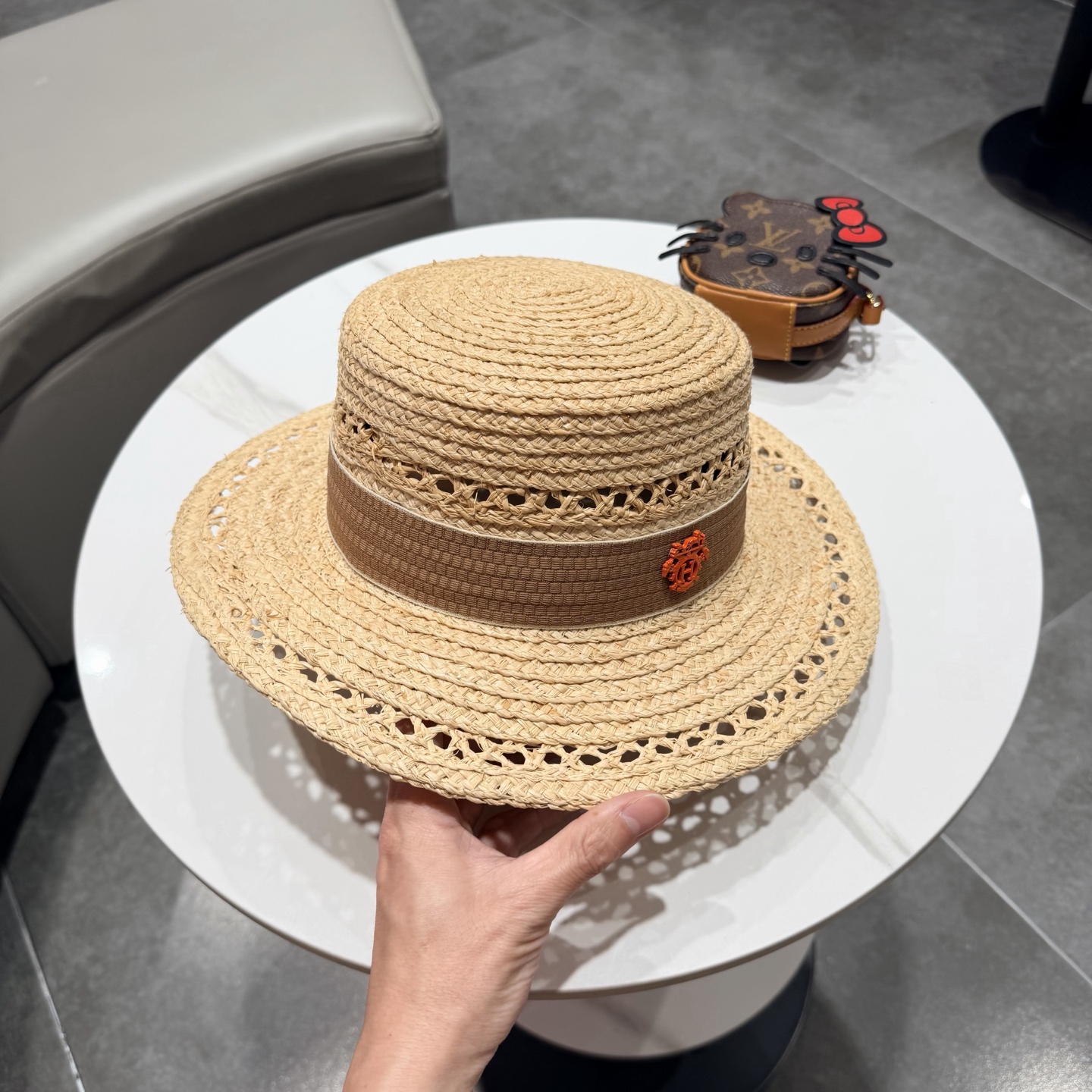 爱马仕拉菲草平顶帽🆕防晒遮阳百搭 👌 头围55～58cm
