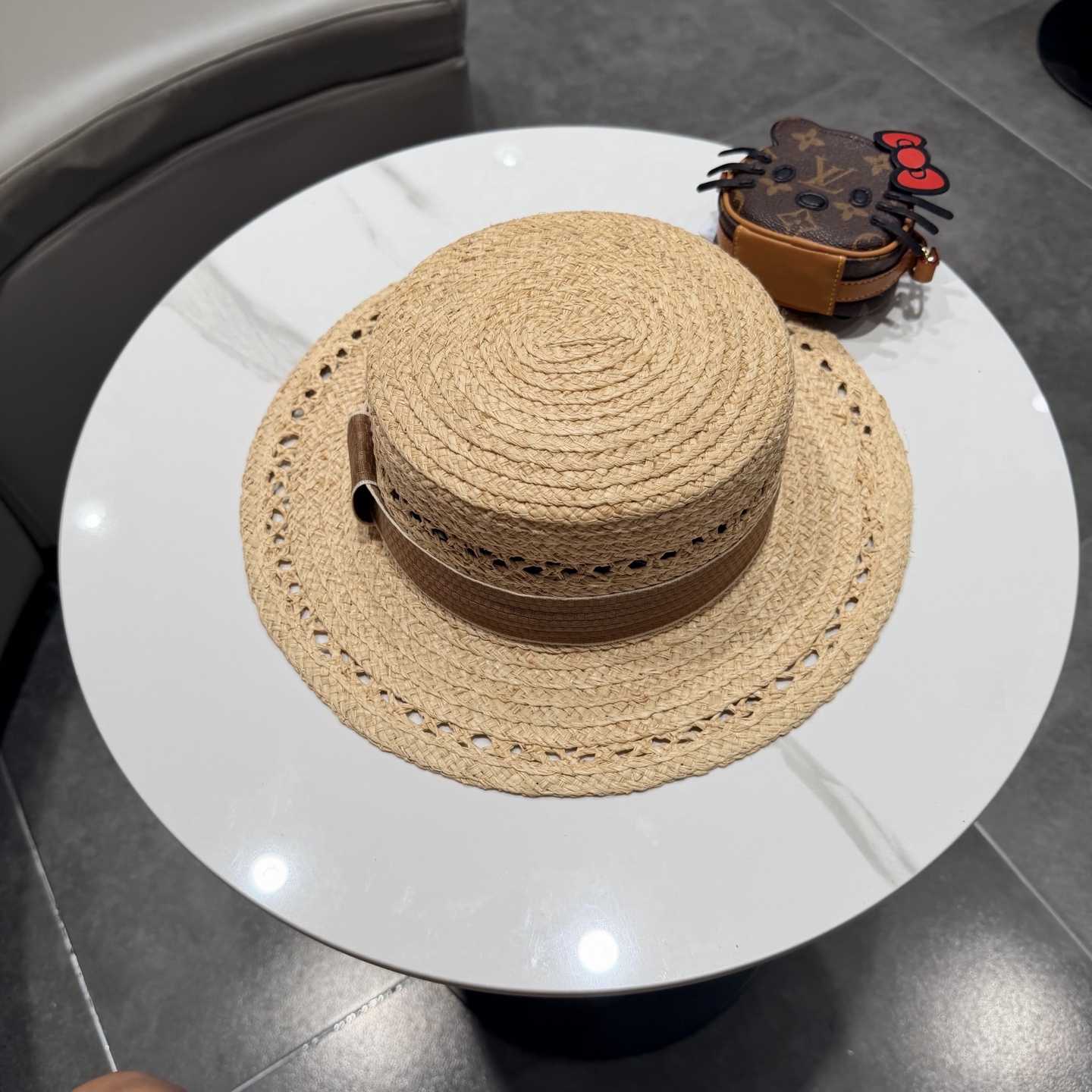爱马仕拉菲草平顶帽🆕防晒遮阳百搭 👌 头围55～58cm