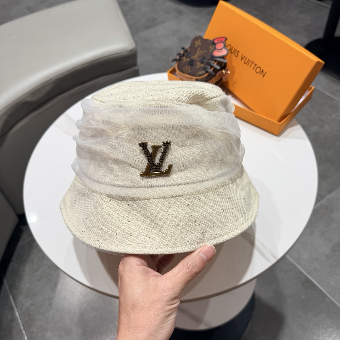 🧢路易威登渔夫帽 LouisVuitton😍新款LV棒球帽，重工打造♥️高端大气，百搭款🤗男女通用！跑量