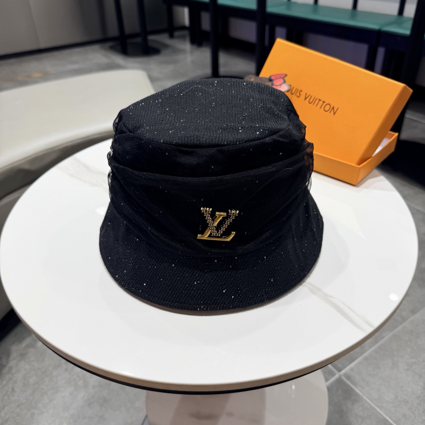 🧢路易威登渔夫帽 LouisVuitton😍新款LV棒球帽，重工打造♥️高端大气，百搭款🤗男女通用！跑量
