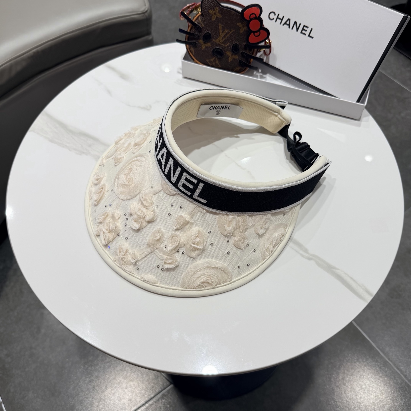 Chanel香奈儿新款小清新空顶遮阳帽，可调节