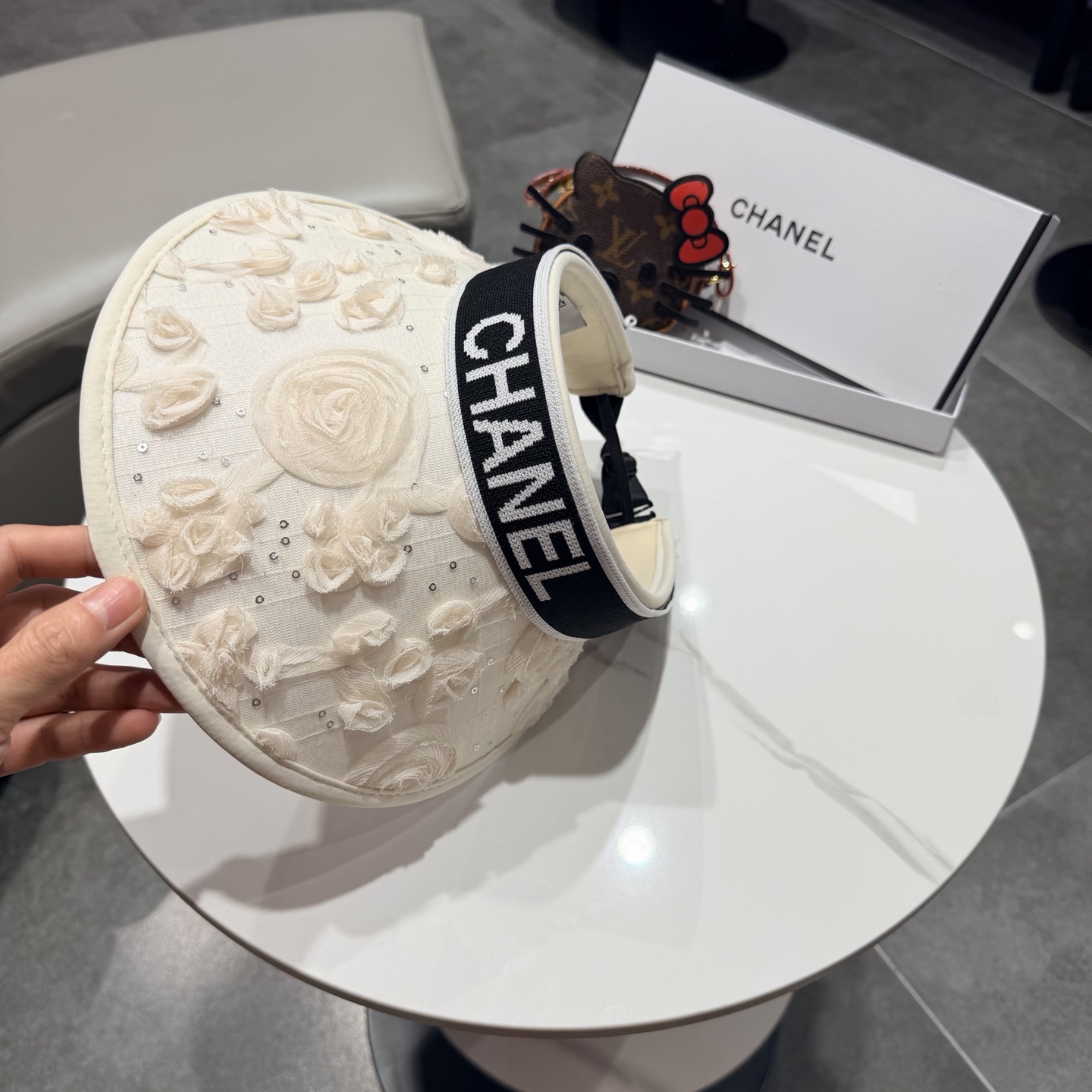 Chanel香奈儿新款小清新空顶遮阳帽，可调节
