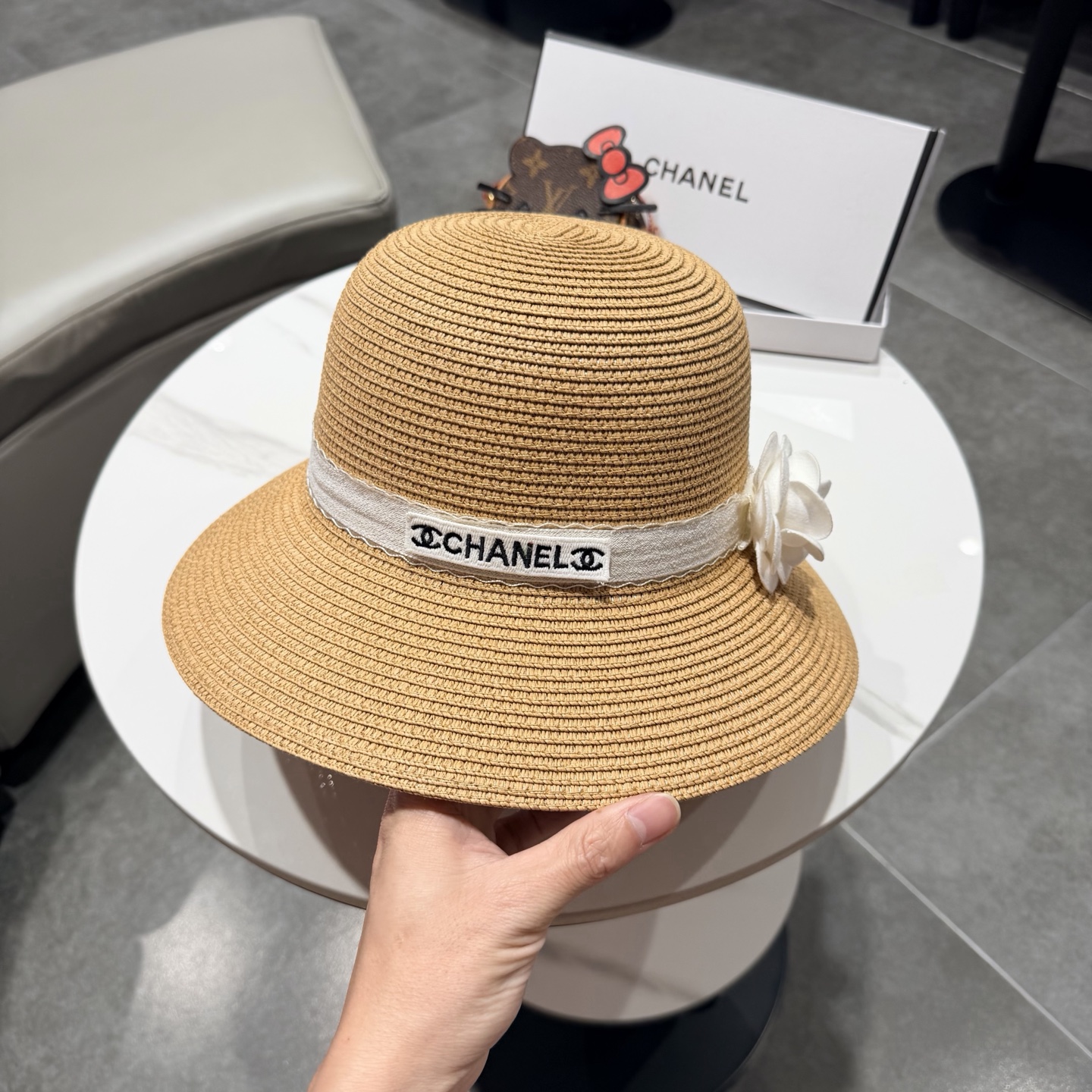 香奈儿CHANE L就是是入夏的标致，海边度假拍照简直不要太出片了纯手工花式编织，柔韧性更强 不易拉断 