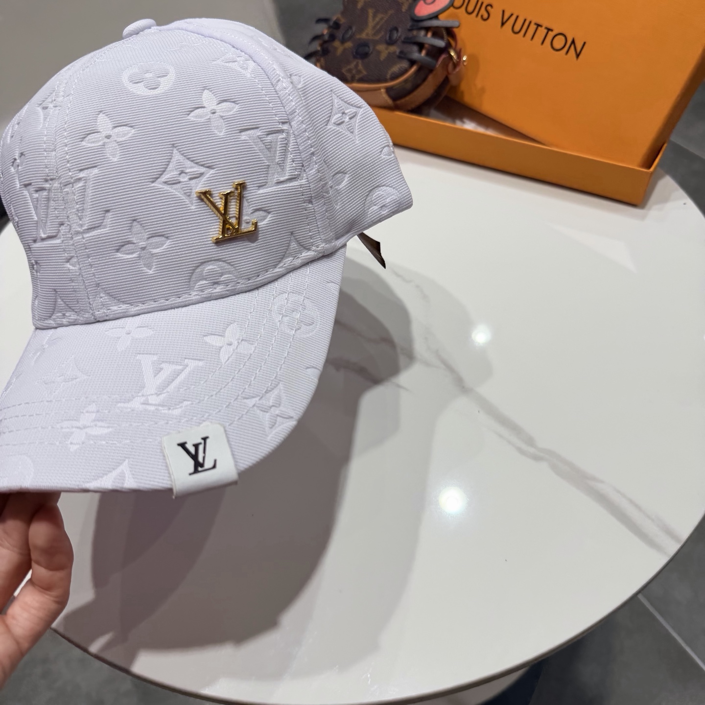 🧢路易威登lv棒球帽 LouisVuitton😍新款重工打造♥️高端大气，百搭款🤗男女通用！
