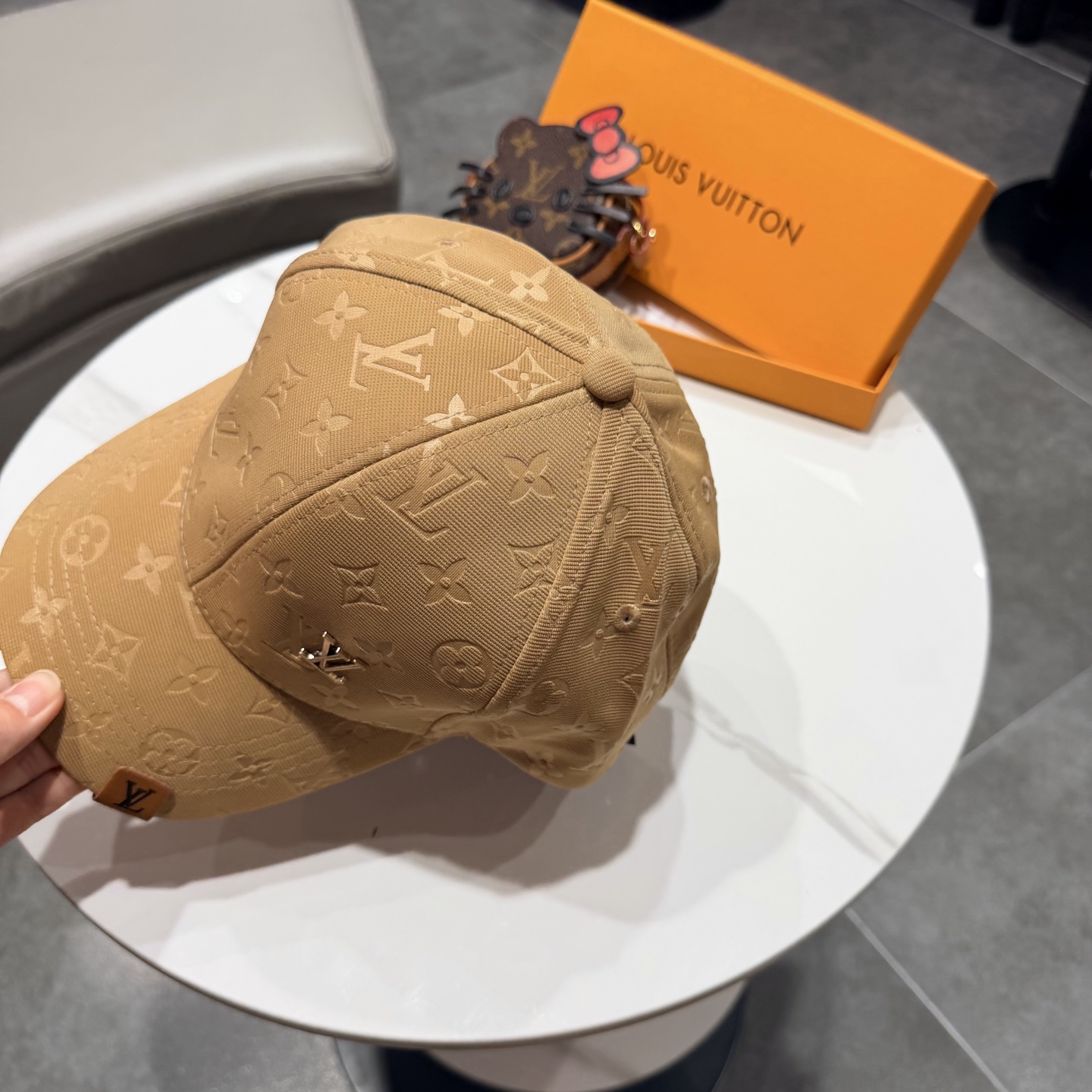 🧢路易威登lv棒球帽 LouisVuitton😍新款重工打造♥️高端大气，百搭款🤗男女通用！
