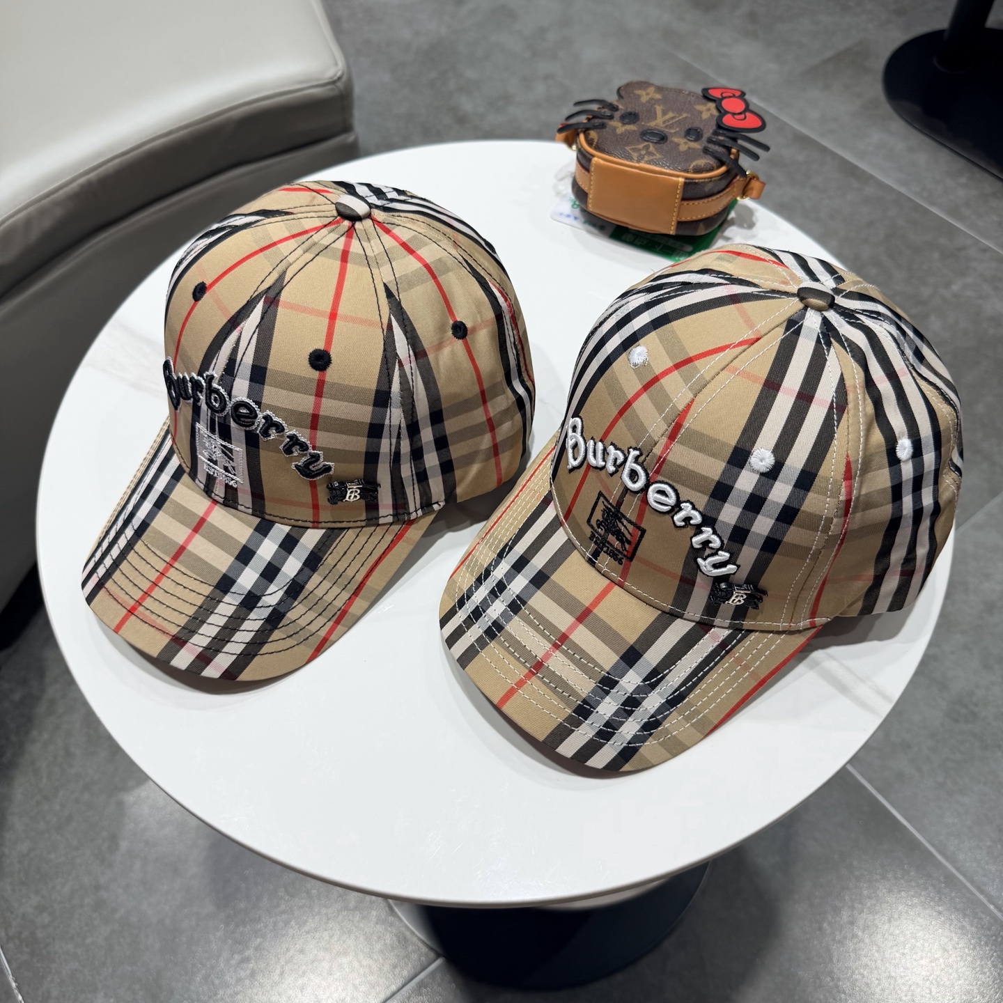 巴宝莉BURBERRY 🌸官网同步上线🎊 韩版新款英伦风定制款1:1原单品质 男女通用棒球帽 高版品质质
