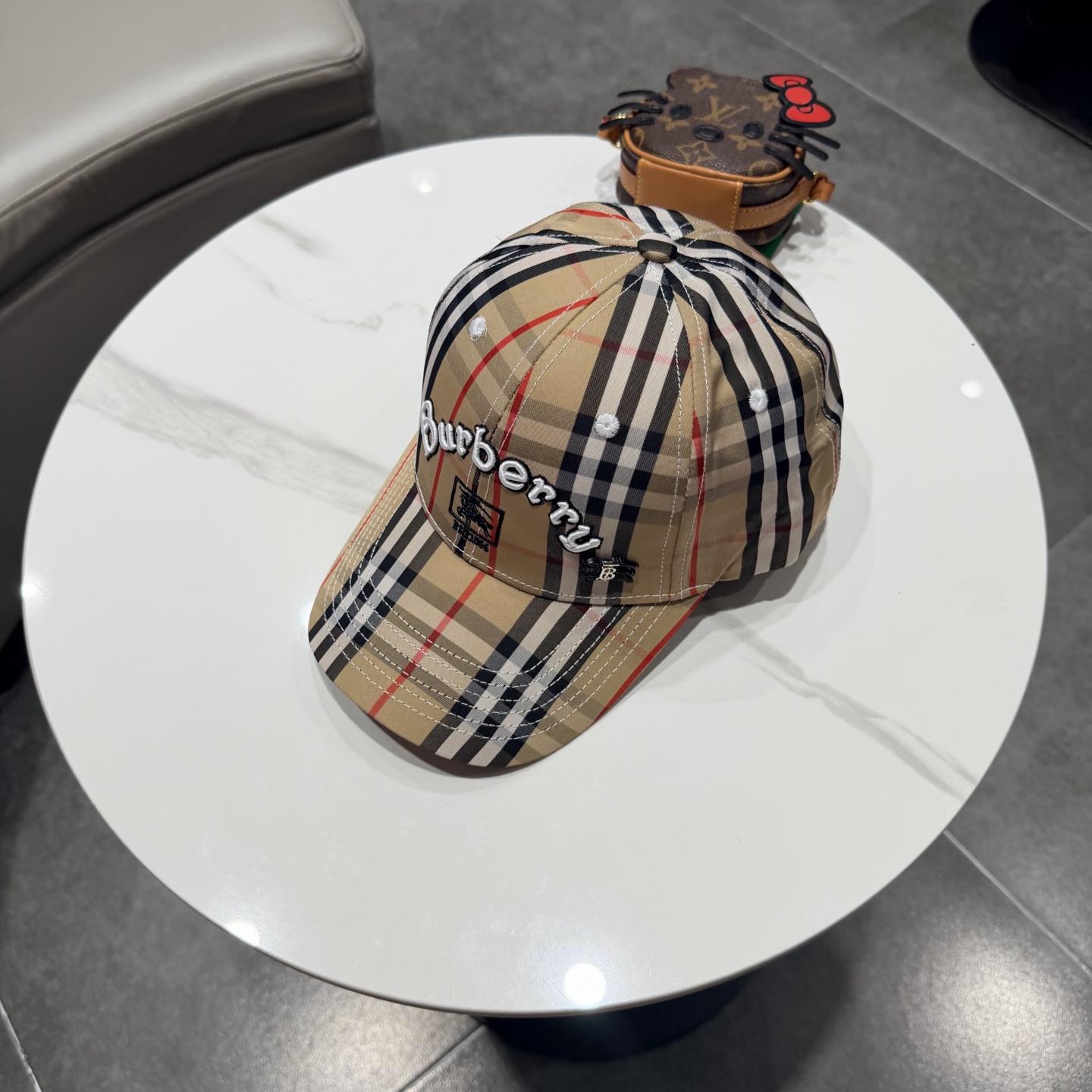 巴宝莉BURBERRY 🌸官网同步上线🎊 韩版新款英伦风定制款1:1原单品质 男女通用棒球帽 高版品质质