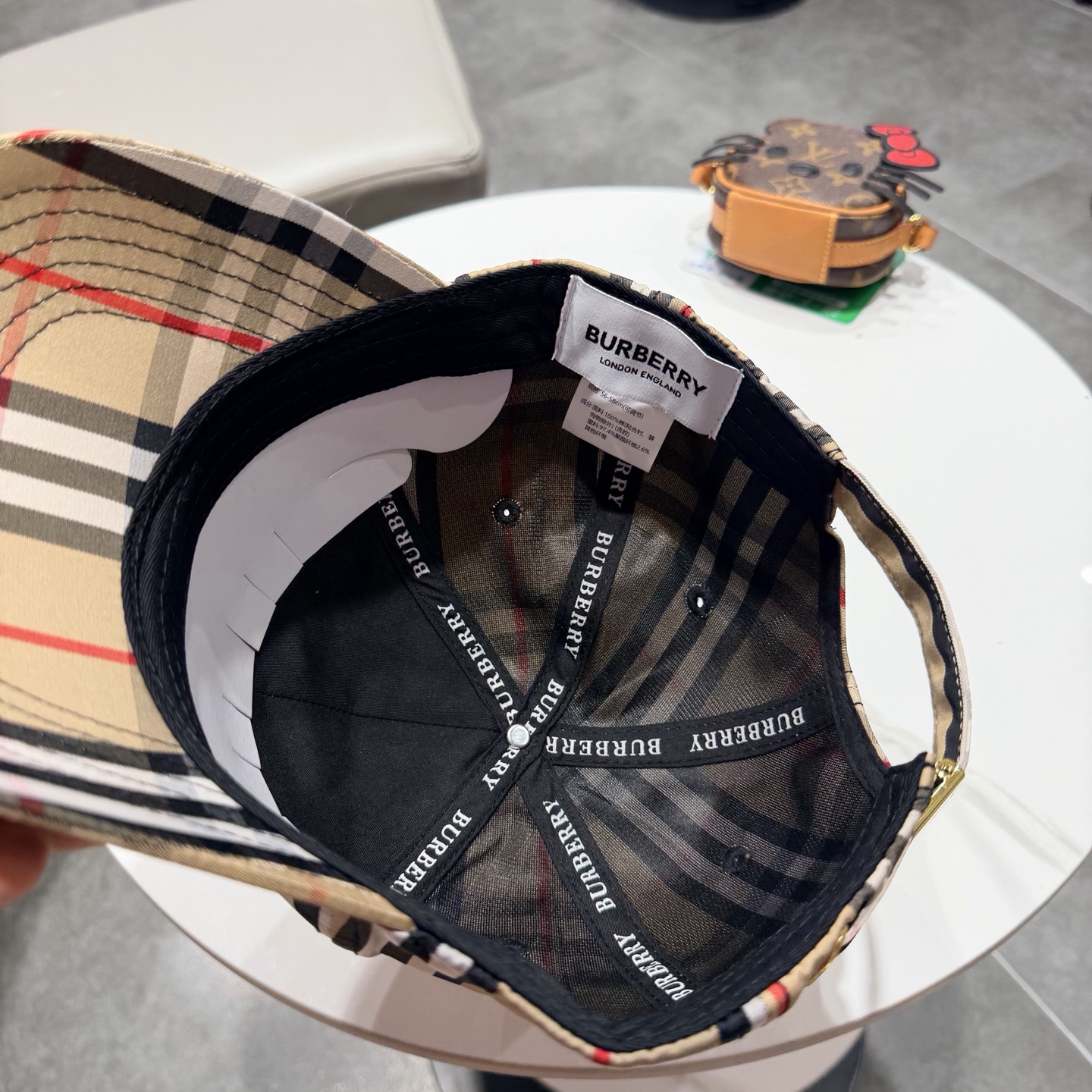 巴宝莉BURBERRY 🌸官网同步上线🎊 韩版新款英伦风定制款1:1原单品质 男女通用棒球帽 高版品质质