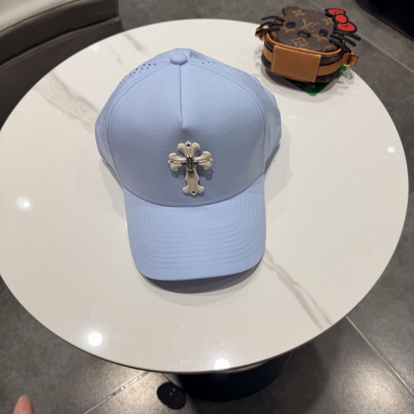 NO:765182,[Cro Xin] New classic casual and trendy baseball cap in Japanese and Korean style, looks great with any combination!  When traveling, you must buy a hat: straw hat, bucket hat, baseball cap, hat, chrome hearts, espadrilles, hats19860909【克罗心】新款经典休闲潮流款 棒球帽日韩风格,随便搭配都超好看！出门旅游,绝对要入手的一款帽子草帽渔夫帽棒球帽,帽子,chrome hearts,espadrilles,hats,hat