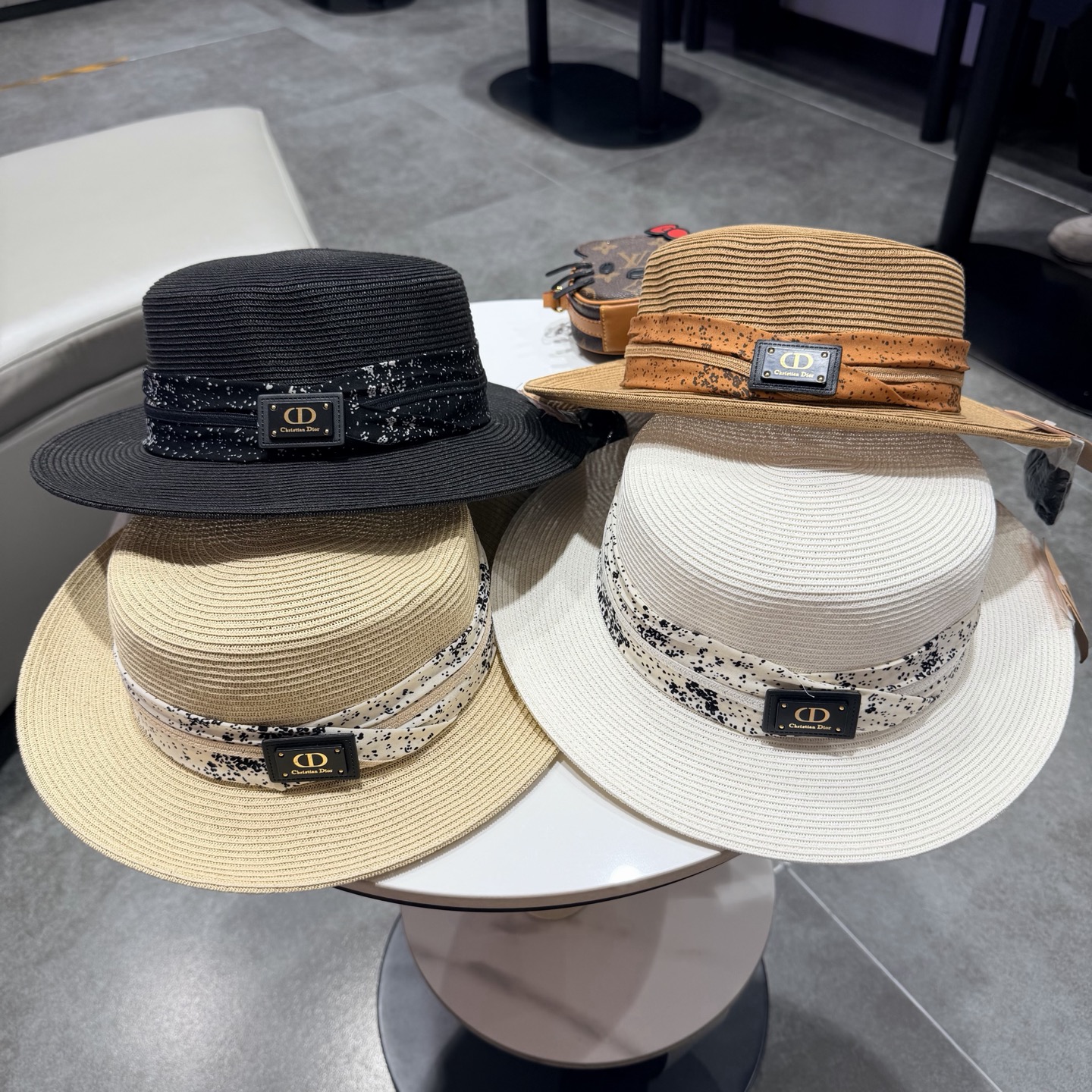 Dior 简约，头围57cm