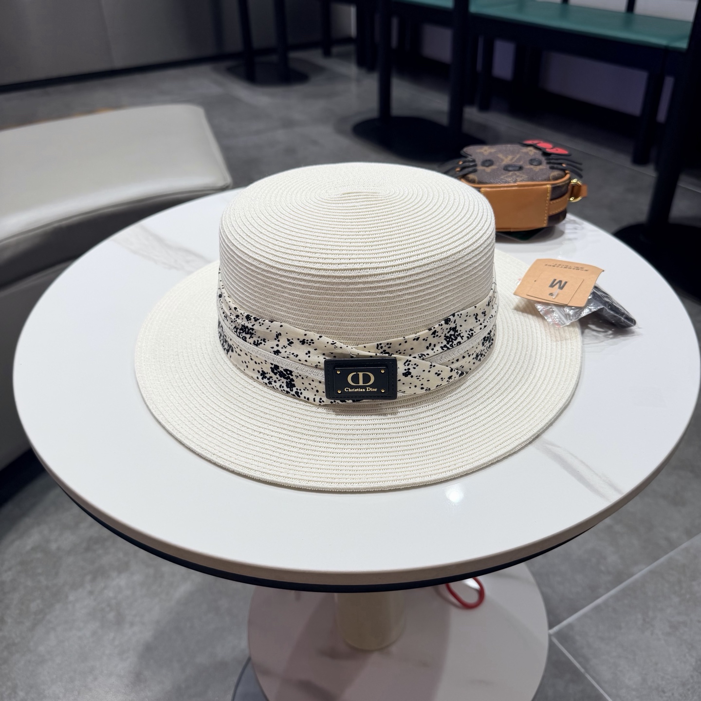 Dior 简约，头围57cm