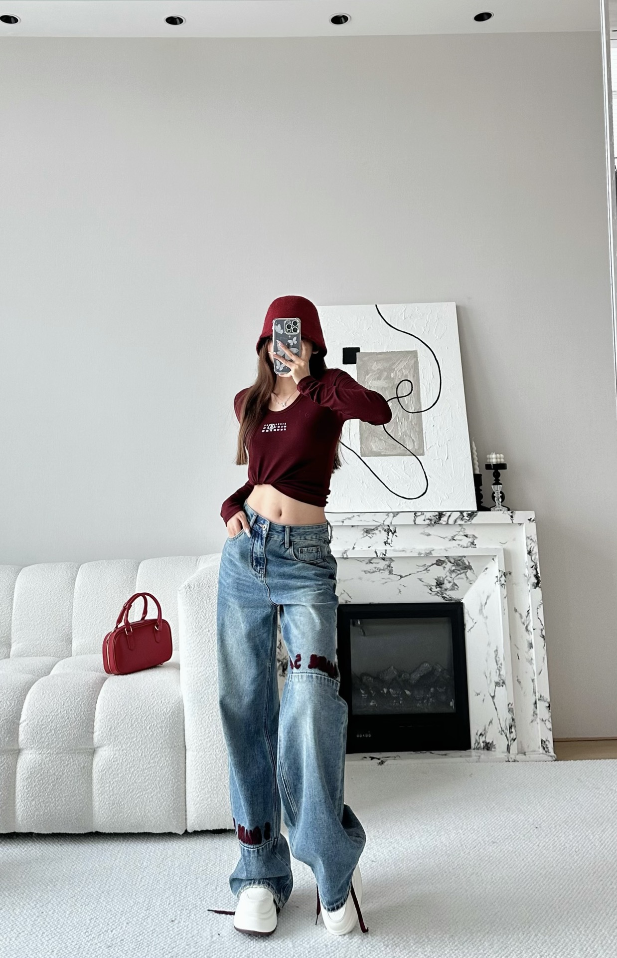 [Chanel Women