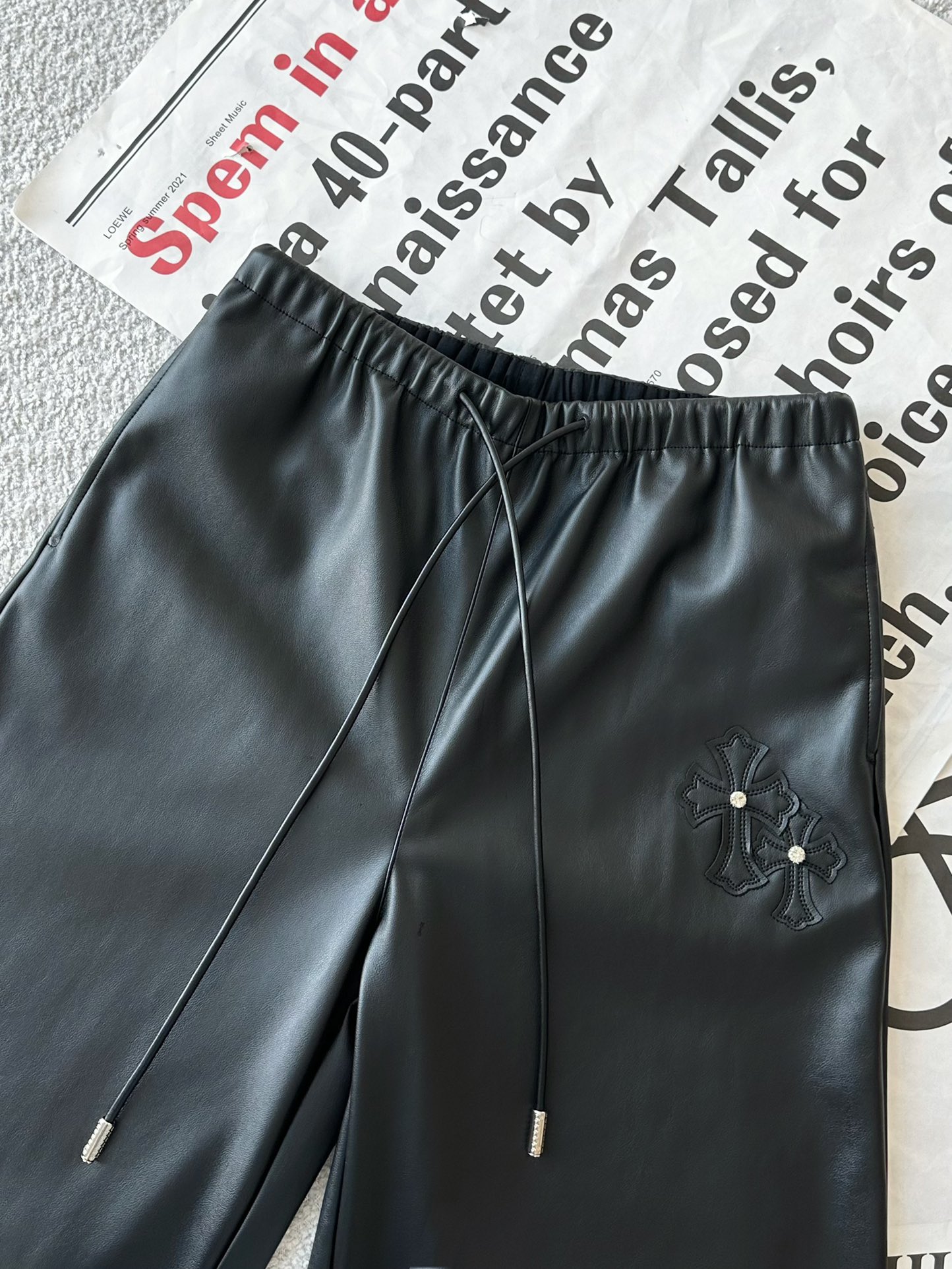 2024 New Collection: High-Quality Women’s Clothes in Black, Sizes S, M, L - 图片 2