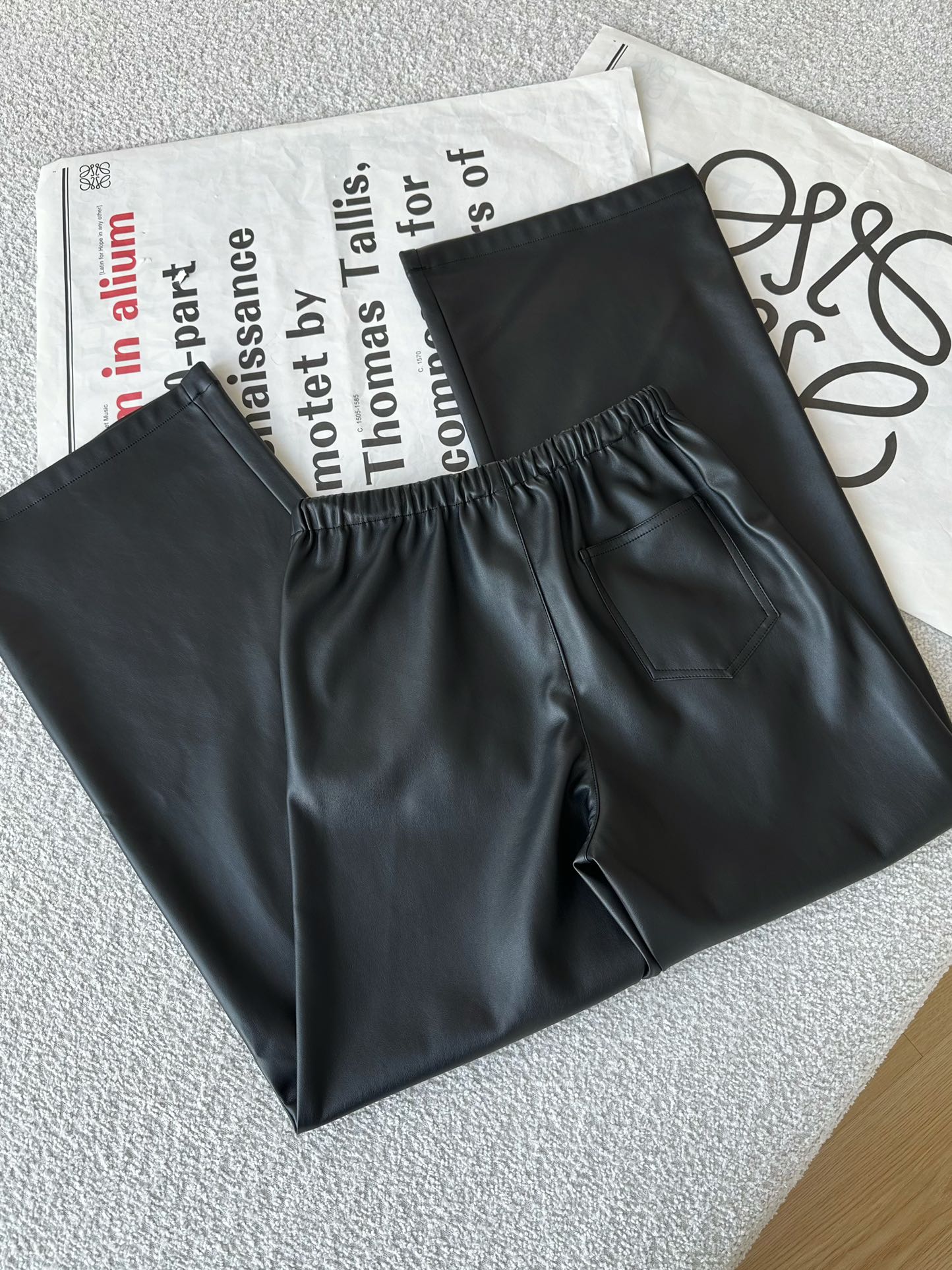 2024 New Collection: High-Quality Women’s Clothes in Black, Sizes S, M, L - 图片 5