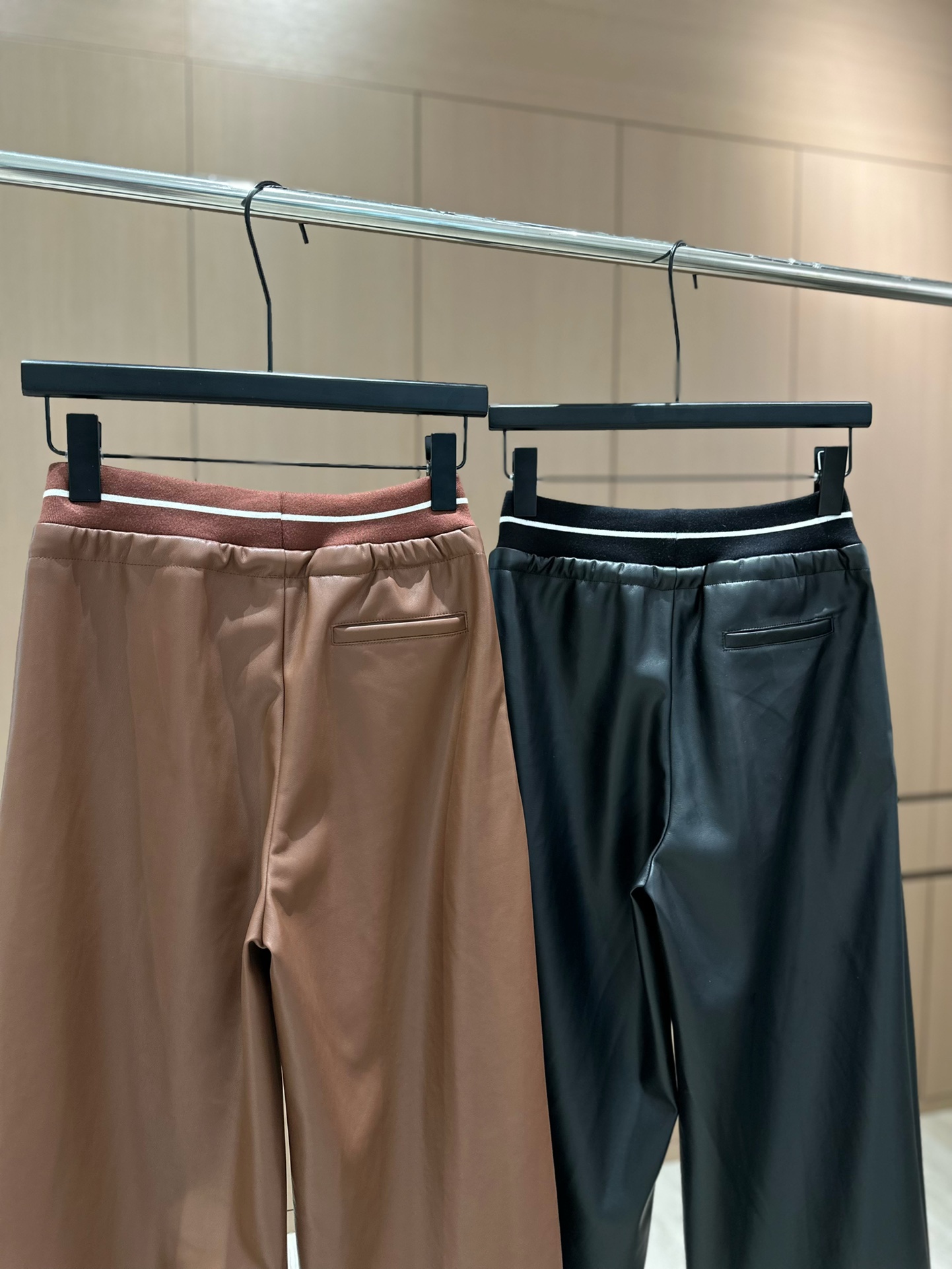 High-End Quality Women’s Clothing with New 2024 Packaging – Stylish and Sophisticated - 图片 4
