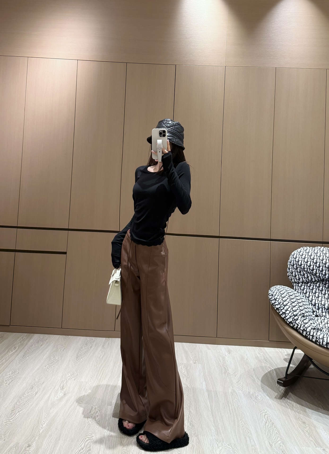High-End Women’s Suit Support with Custom Options and Elegant Packaging - 图片 8