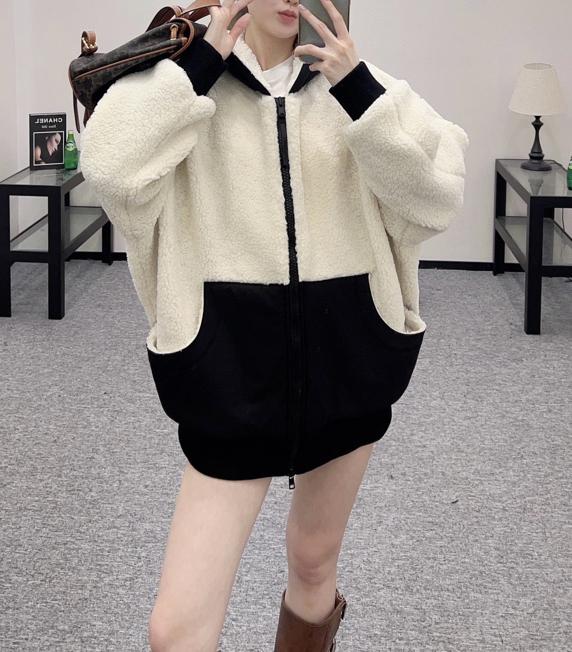 THE PAINTING BY THE P897 LITTLE SISTER - 图片 3