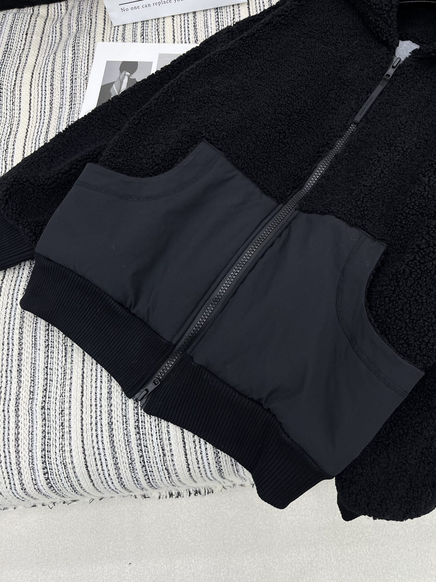 2024 New Lamb Mullah Cap Coat: High-End Women’s Clothing with Custom Design - 图片 5