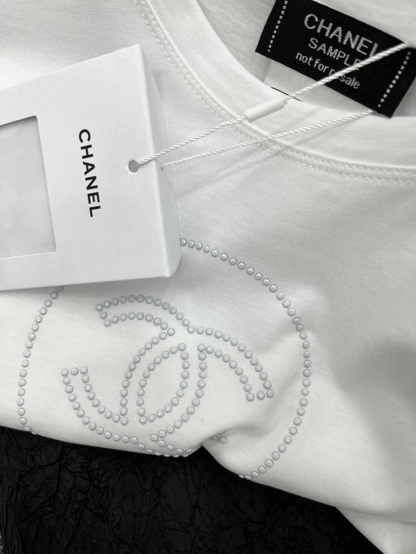 🛒𝐍𝐄𝐖 · 𝟐𝟎𝟐5/爆款现货

原单品质 Chane*｜25新品汤珠短袖T恤
精致常规版型上身巨显瘦