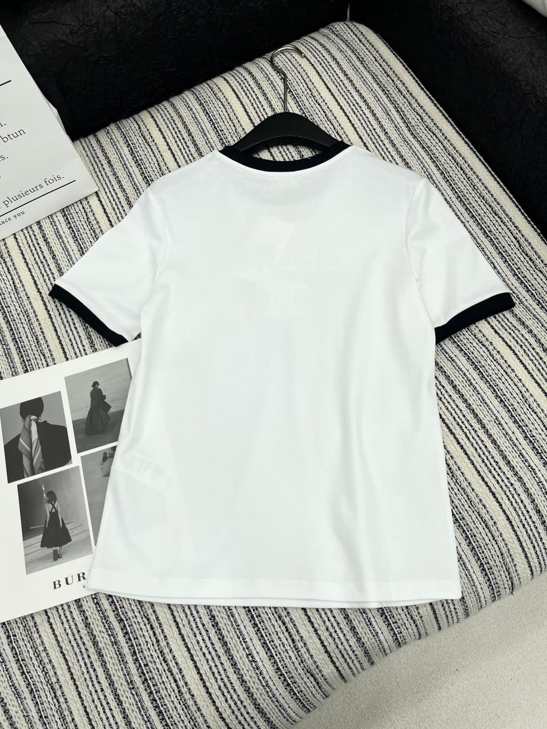 🛒𝐍𝐄𝐖 · 𝟐𝟎𝟐5/爆款现货

原单品质 Celi*｜2025早春新品圆领短袖𝑇𝑒𝑒
定制棉材质 透