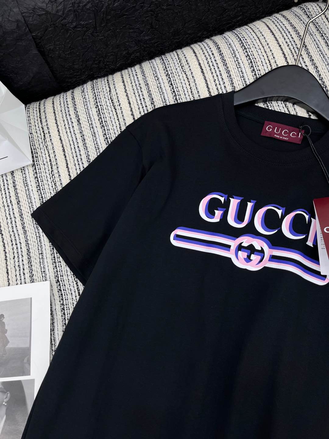 🛒𝐍𝐄𝐖 · 𝟐𝟎𝟐5/爆款现货

原单品质 Gucc*｜25蛇年限定系列新品印花短袖T恤
精致常规版型