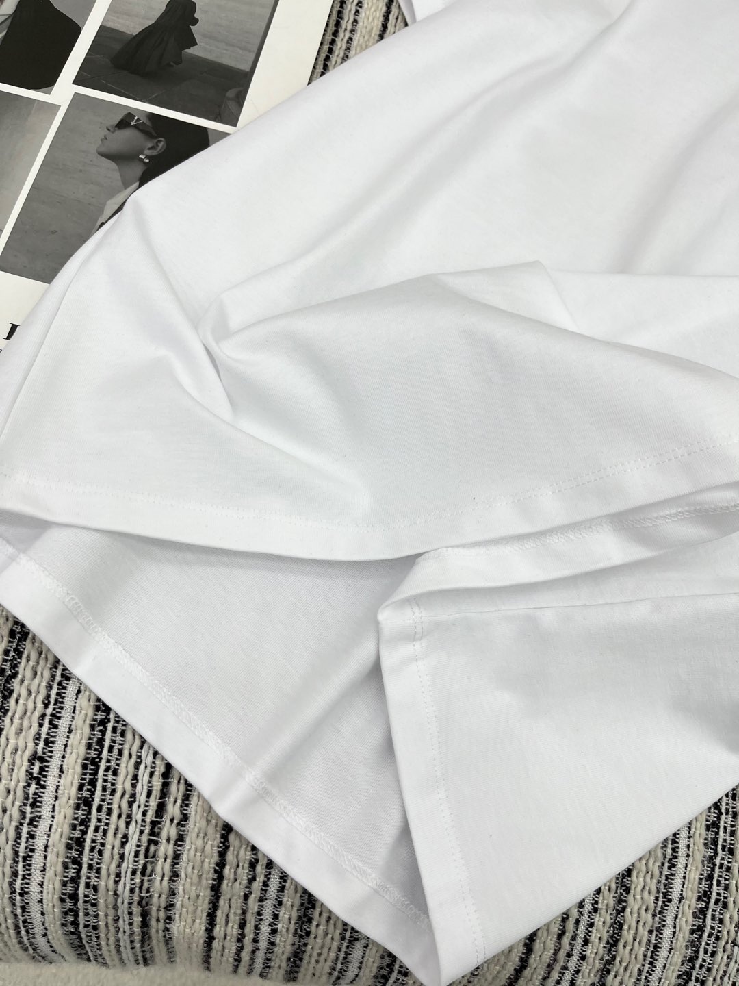 🛒𝐍𝐄𝐖 · 𝟐𝟎𝟐5/爆款现货

原单品质 Gucc*｜25蛇年限定系列新品印花短袖T恤
精致常规版型