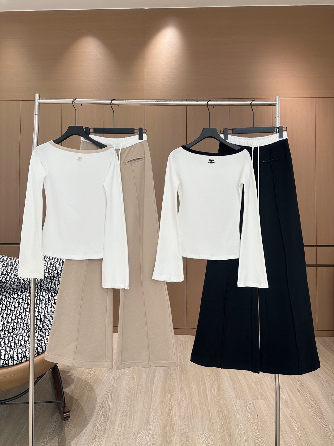 2025 Women’s Clothes: High Quality, Customized Fabrics, Classic Design, Black Tan, S M L