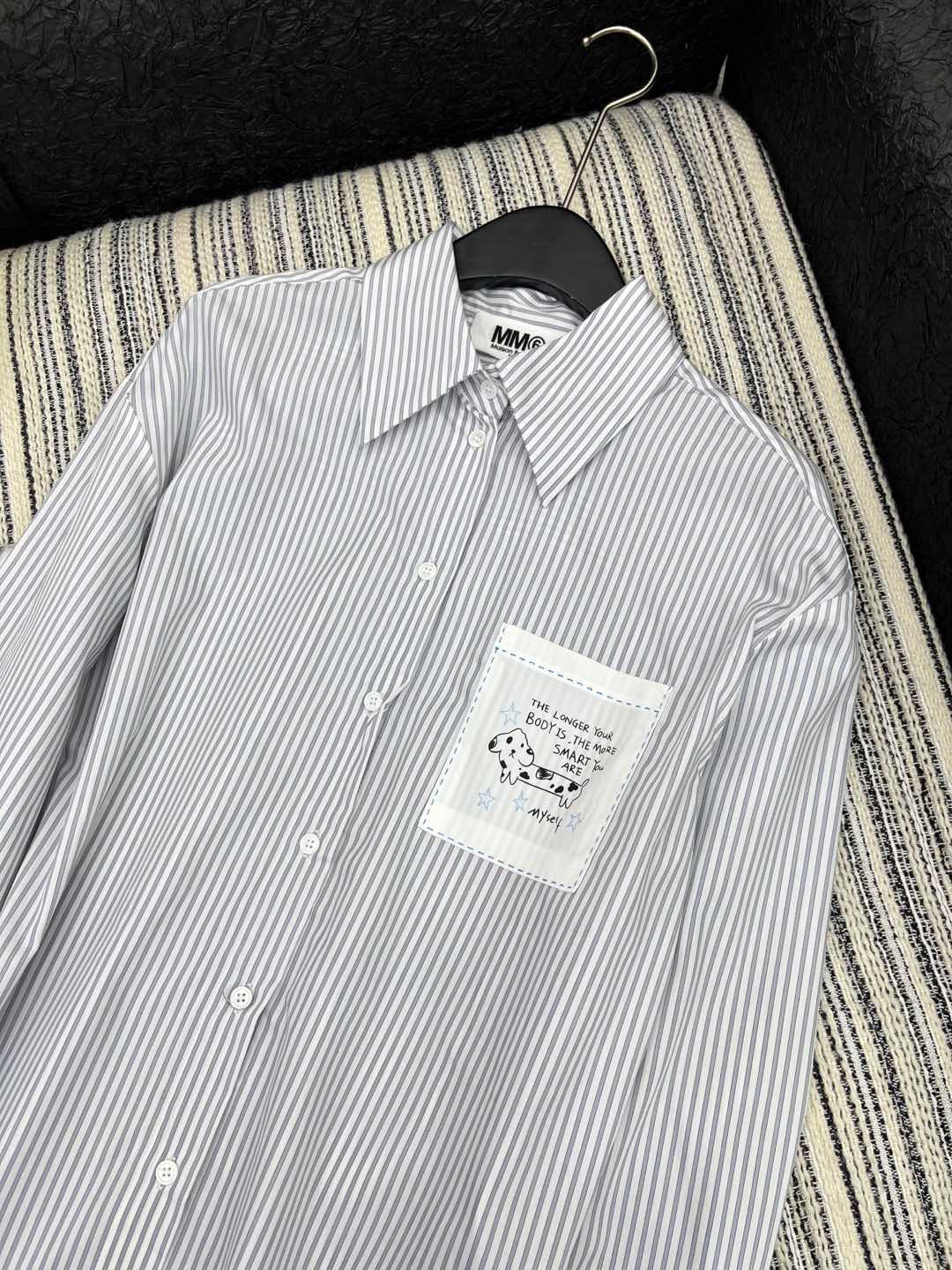 High-End Women’s Clothing: New Cartoon Striped Shirt with Classic Design - 图片 2