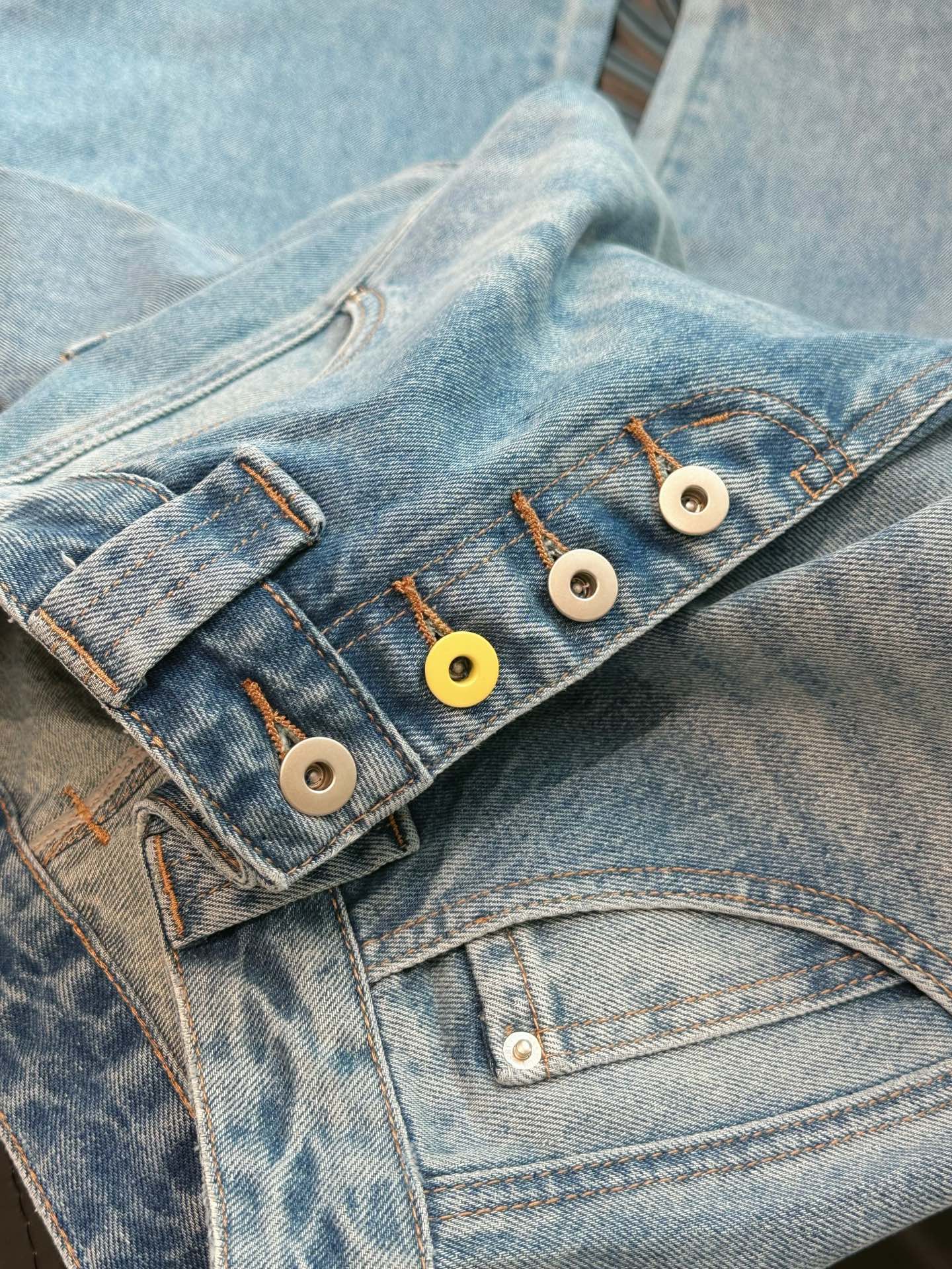 High-Quality Women’s Clothes: New 2055 Collection with Stylish Packaging - 图片 9