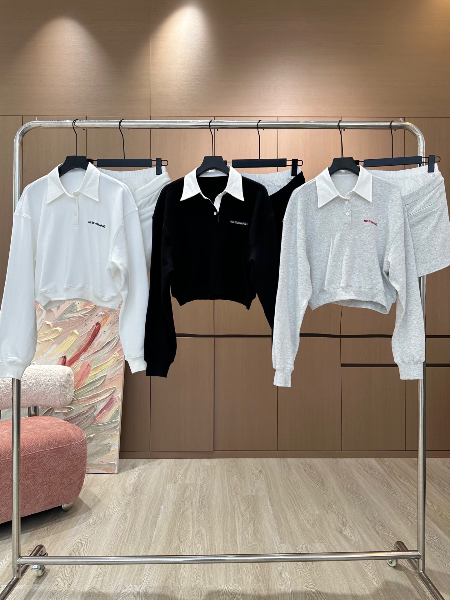 High-End Women’s Clothing: Designer Spring/Summer Suit with Tailored Coats and Pants - 图片 1