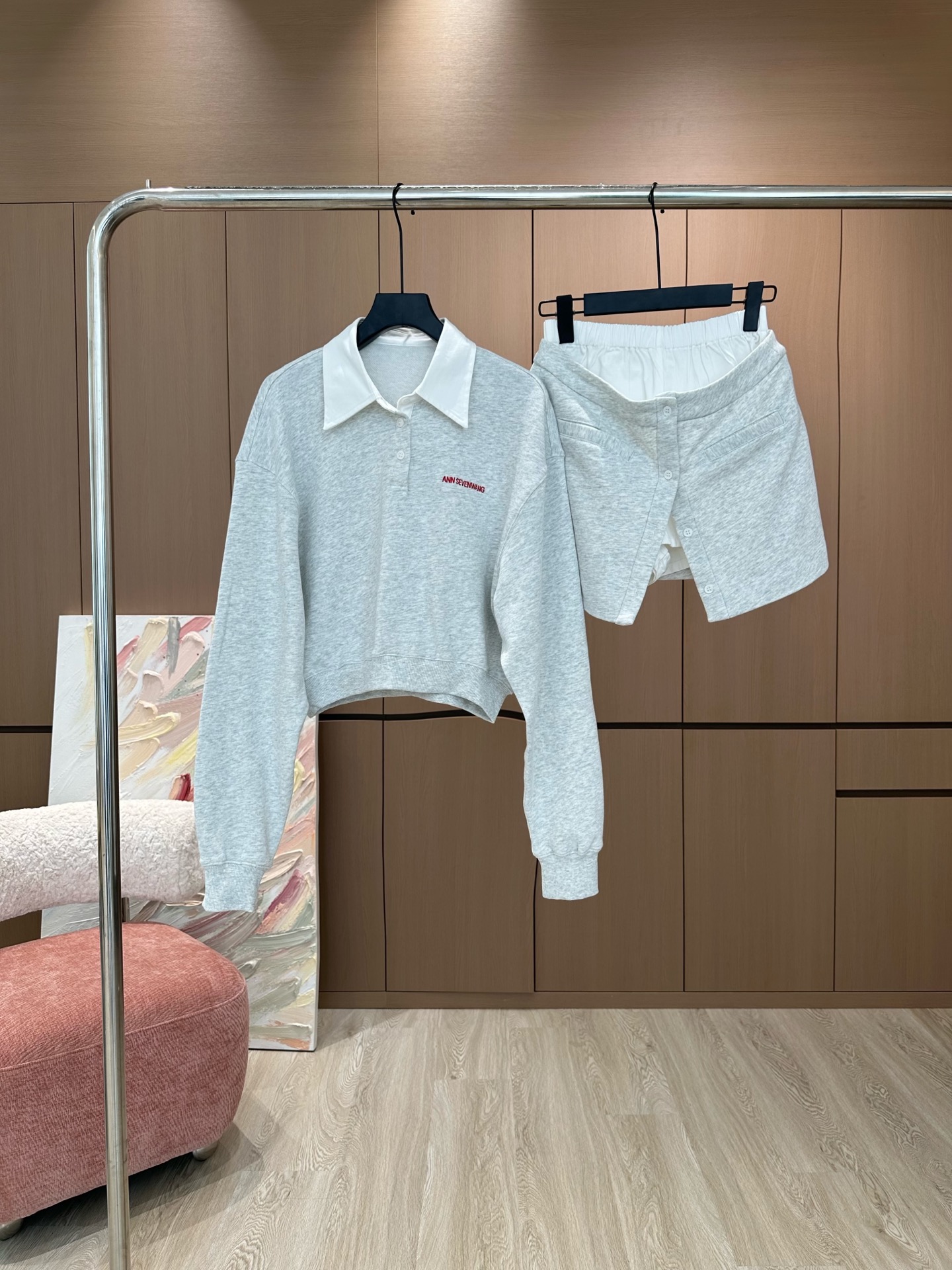 High-End Women’s Clothing: Designer Spring/Summer Suit with Tailored Coats and Pants - 图片 4