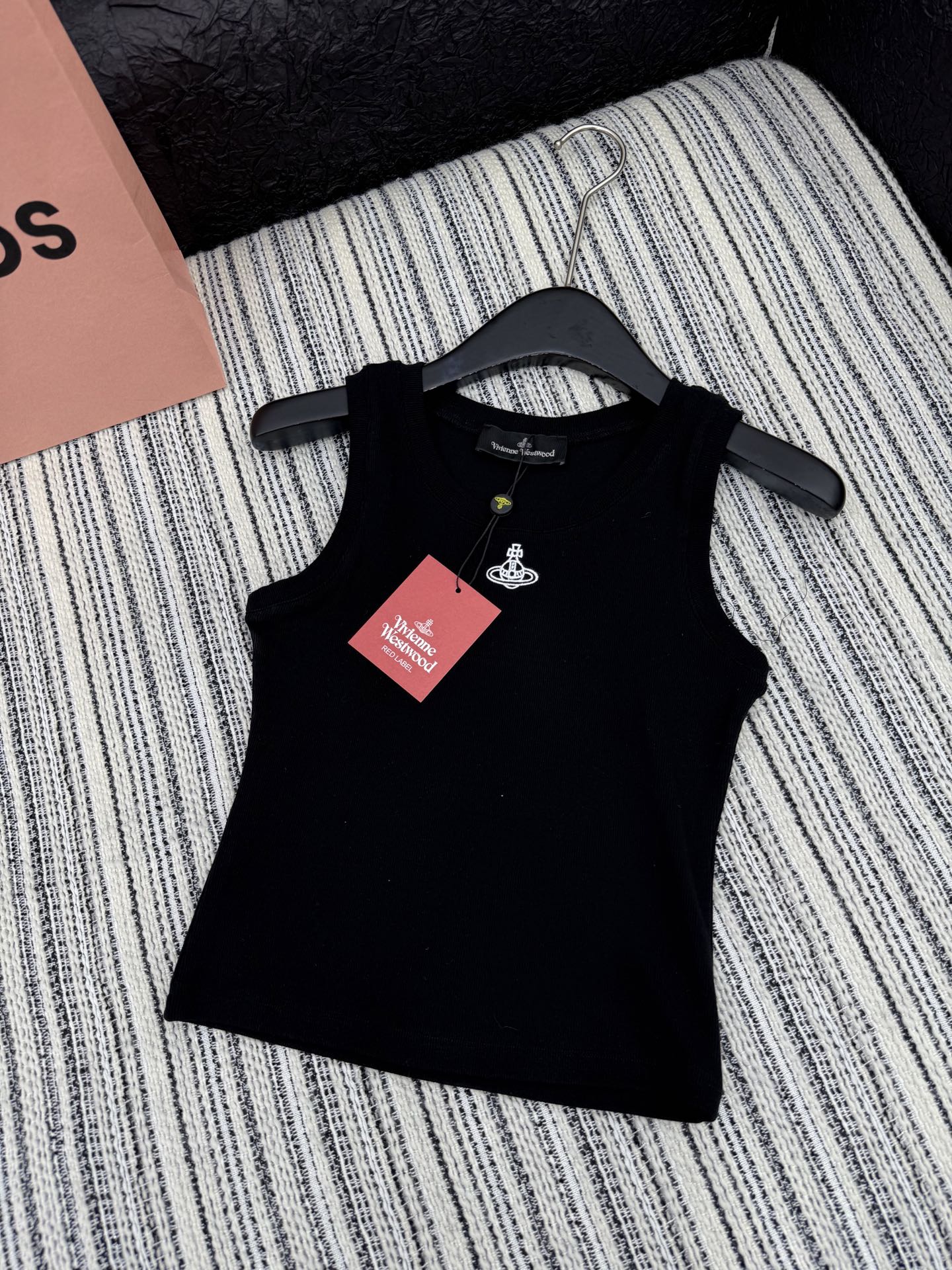 High-End Female Suit Packaged with Customized Quality, Western Style, and Vibrant Colours - 图片 1