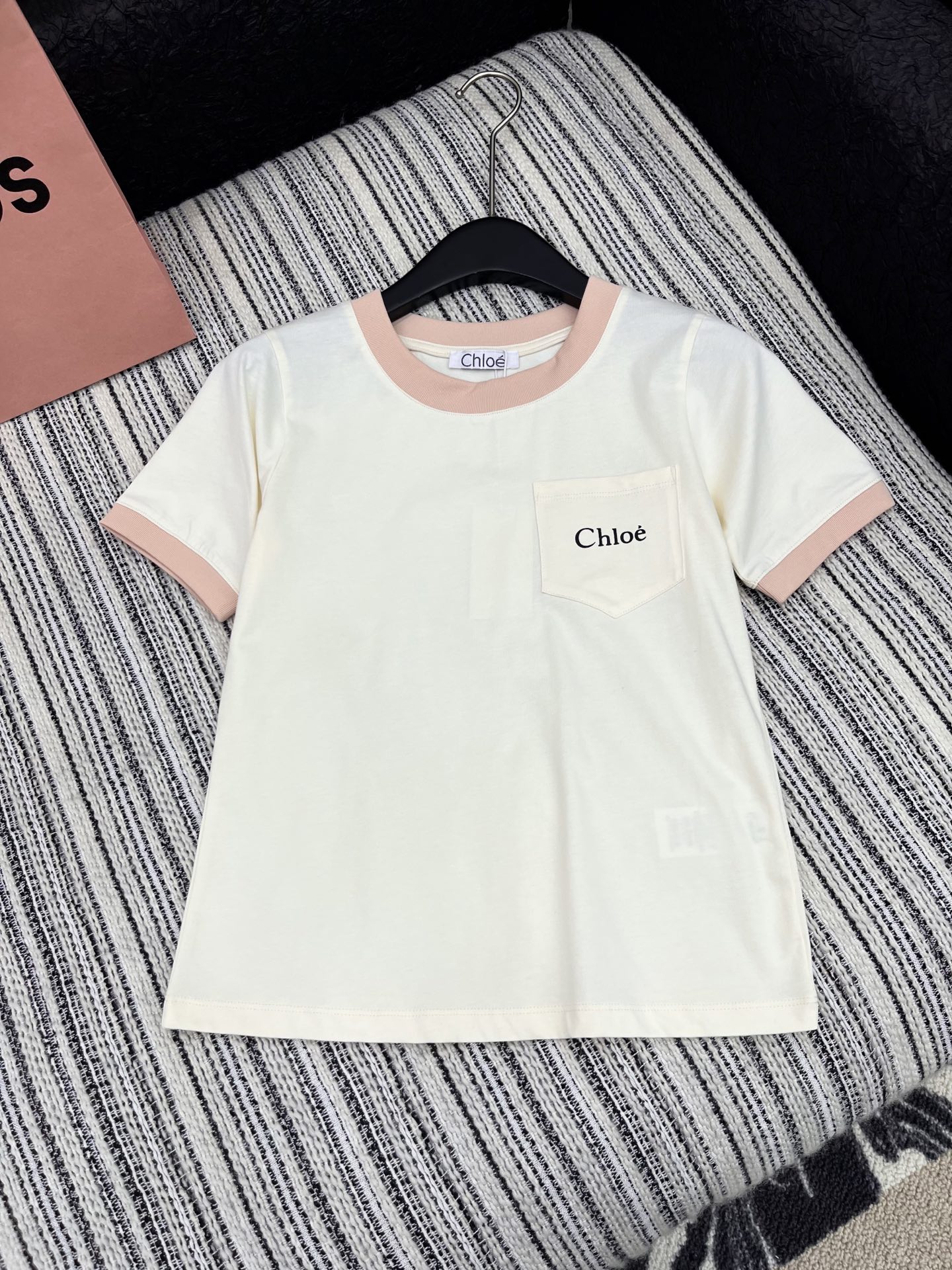 Stylish High-Quality Women’s Clothes with Customized Packaging – New 2055 Collection - 图片 2