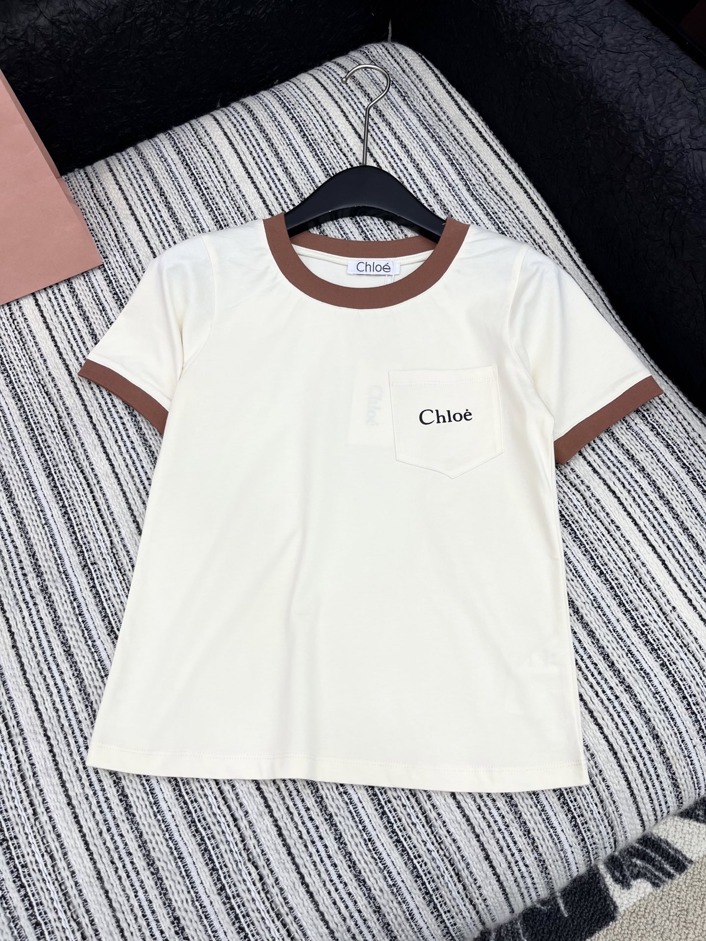 Stylish High-Quality Women’s Clothes with Customized Packaging – New 2055 Collection - 图片 1