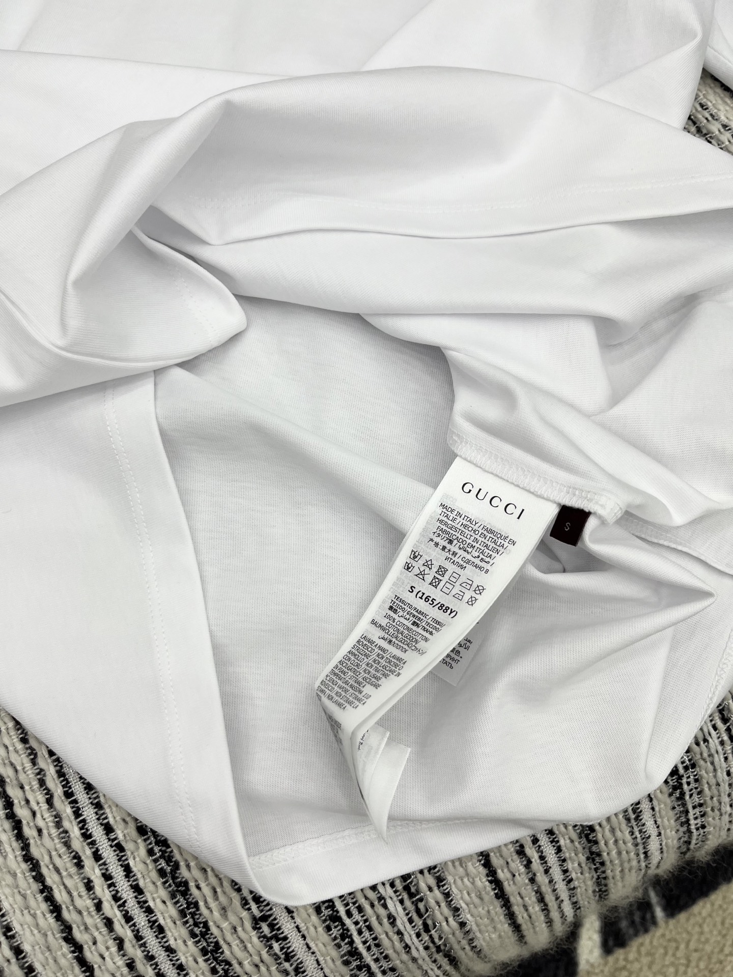 🛒𝐍𝐄𝐖 · 𝟐𝟎𝟐5/爆款现货

原单品质 Gucc*｜25限定系列新品拼接螺纹短袖T恤
精致常规版型